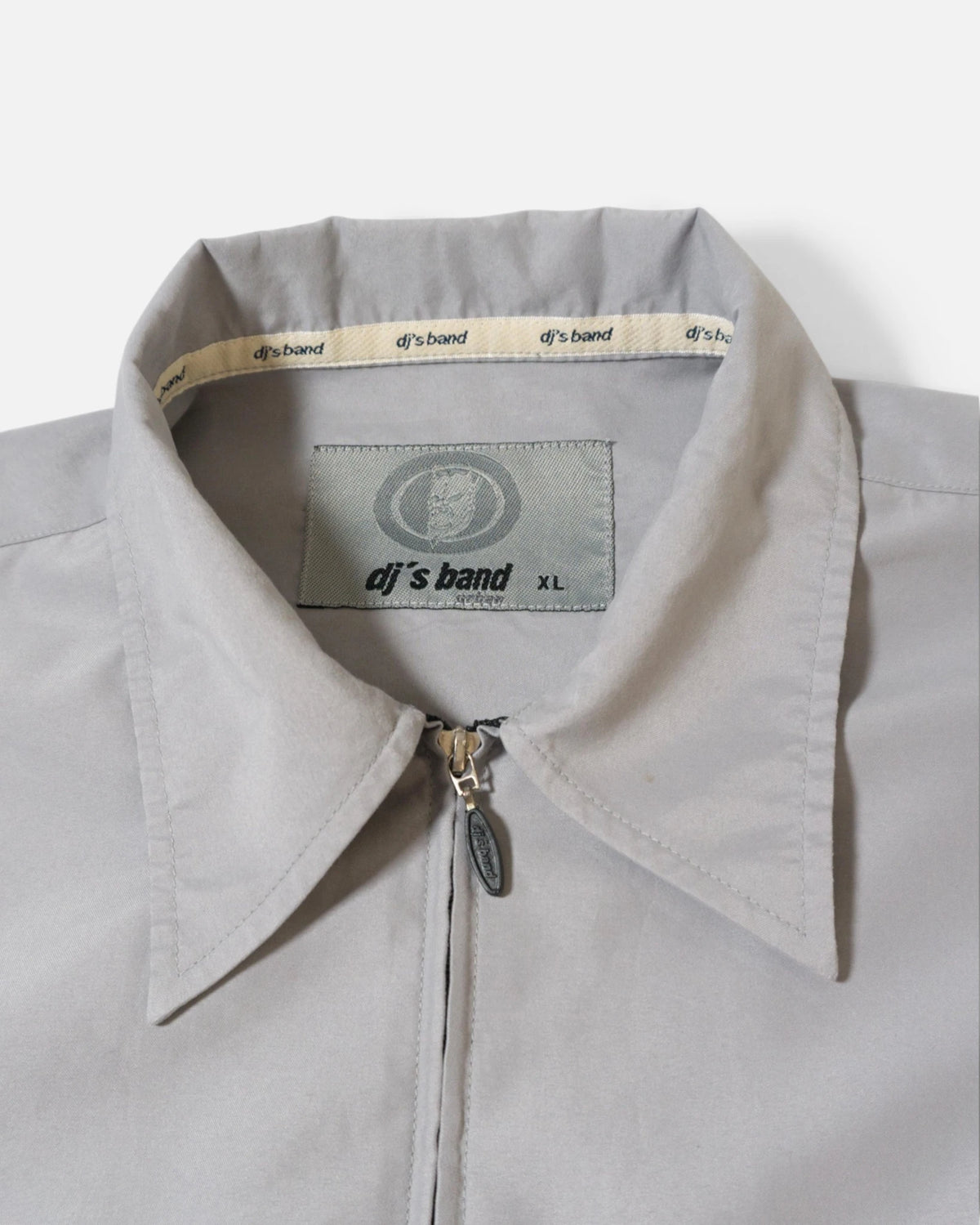 Chaqueta Dj's Band Colorblock Gris Azul Y2K — Talla XL