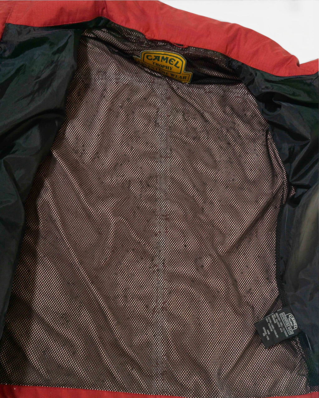Chaqueta Camel Trophy Roja Adventure Wear Vintage — Talla XS