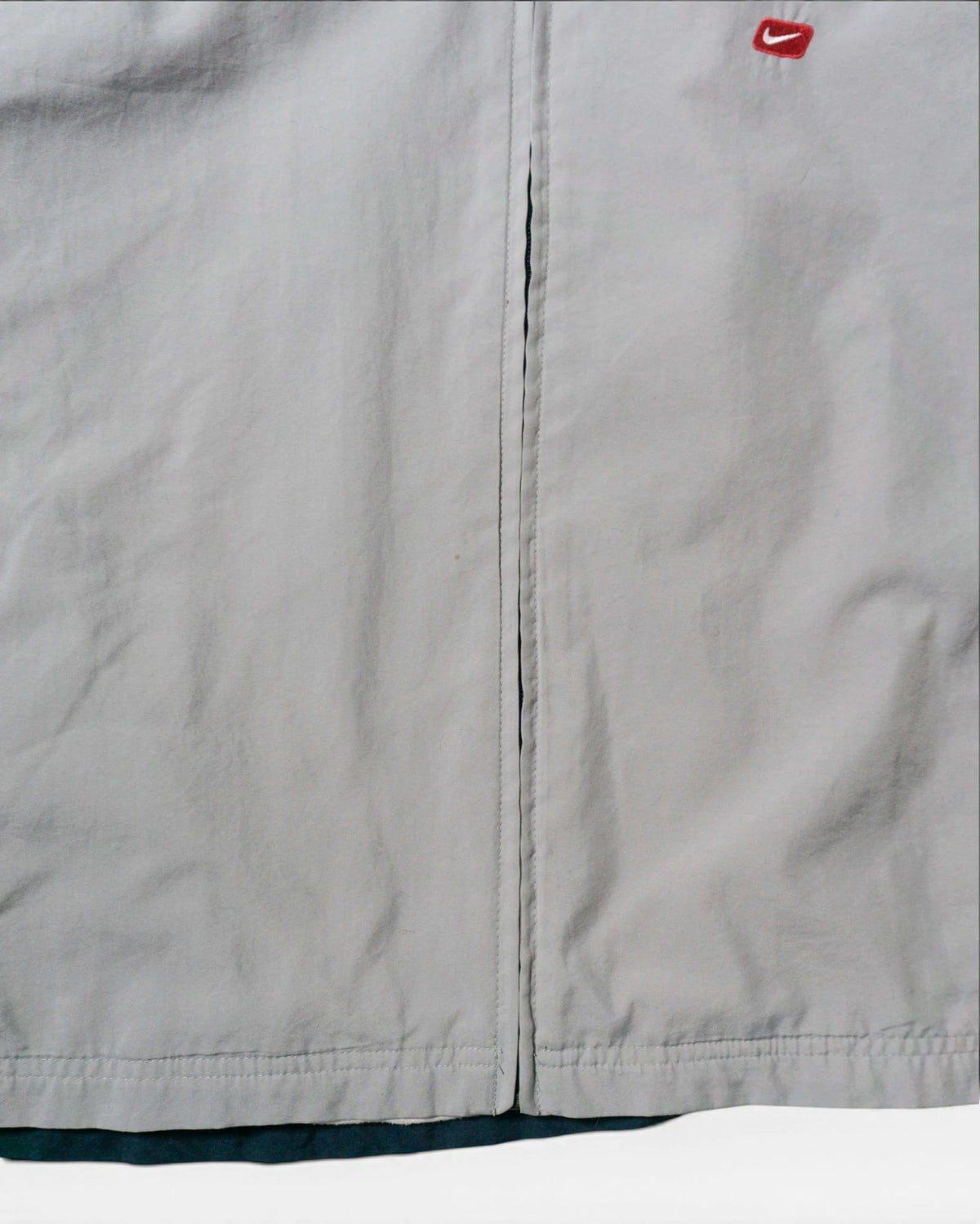 Chaqueta Nike Cortavientos Gris Marina Vintage 00s — Talla M