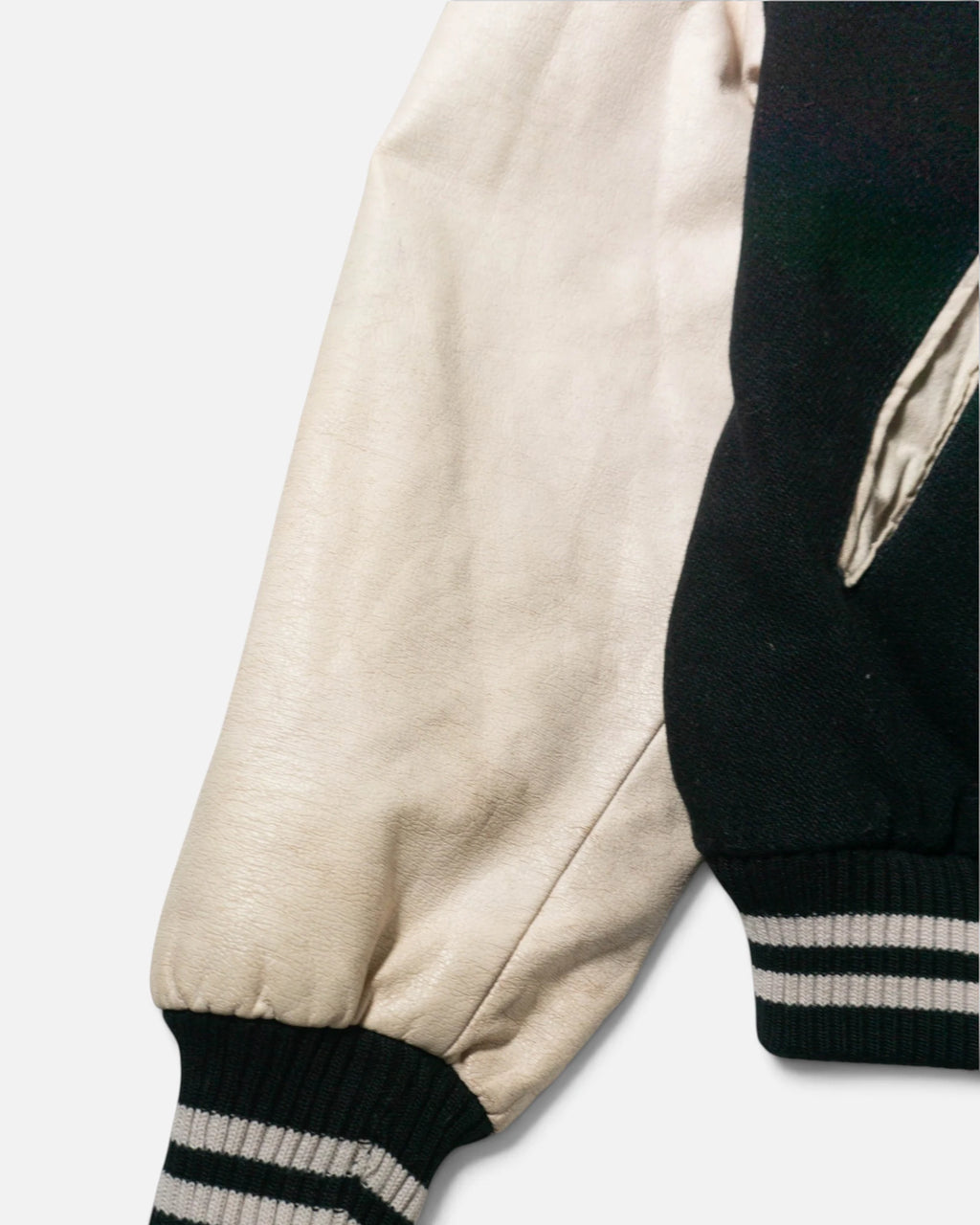Chaqueta Varsity Levi's Lana Negra Vintage 90s — Talla XL