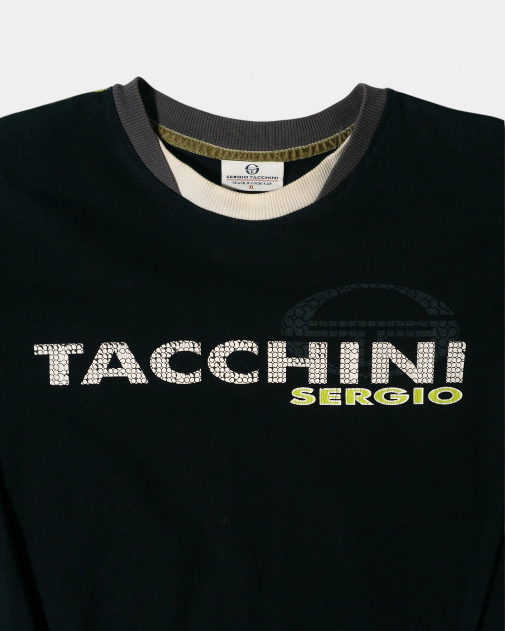 Camiseta Sergio Tacchini Negra Vintage 90s — Talla XL