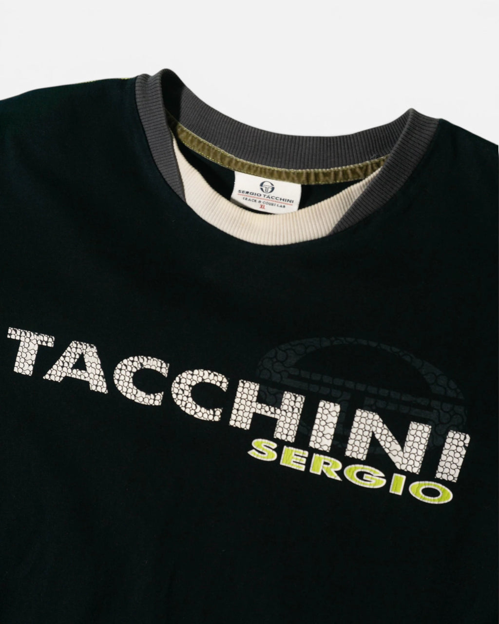 Camiseta Sergio Tacchini Negra Vintage 90s — Talla XL