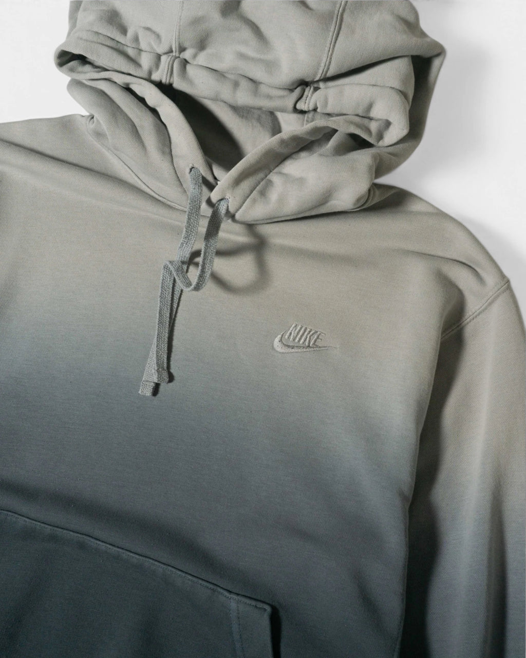 Sudadera Nike Degradada Gris Con Capucha — Talla S