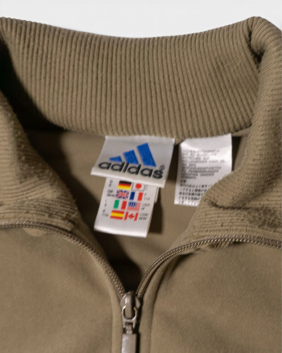 Chaqueta Adidas Challenger Velour Vintage 90s — Talla M