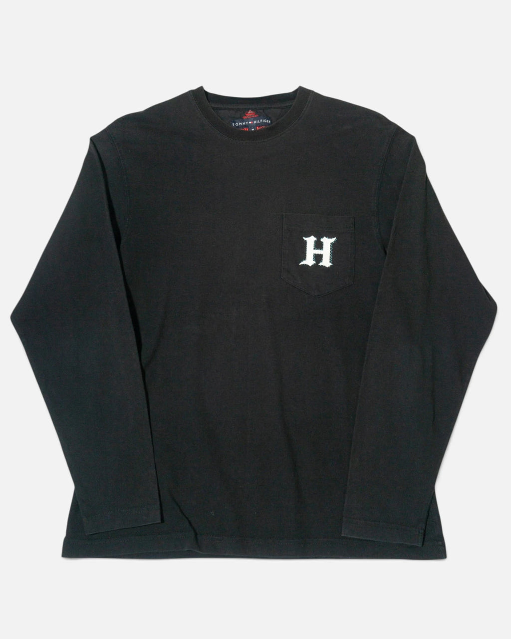 Camiseta de Manga Larga Tommy Hilfiger Negra Vintage — Talla M