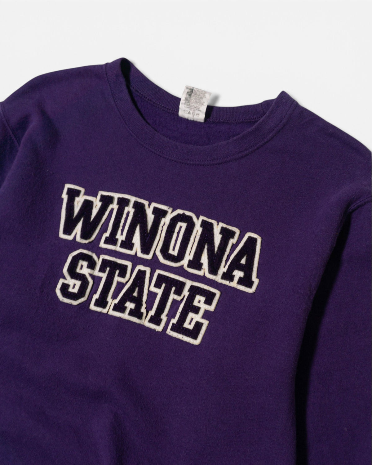 Sudadera Winona State Morada Vintage 00s — Talla S