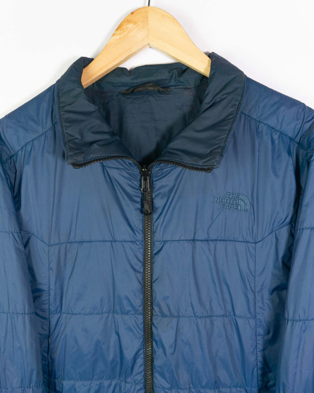 Abrigo acolchado The North Face azul oscuro M