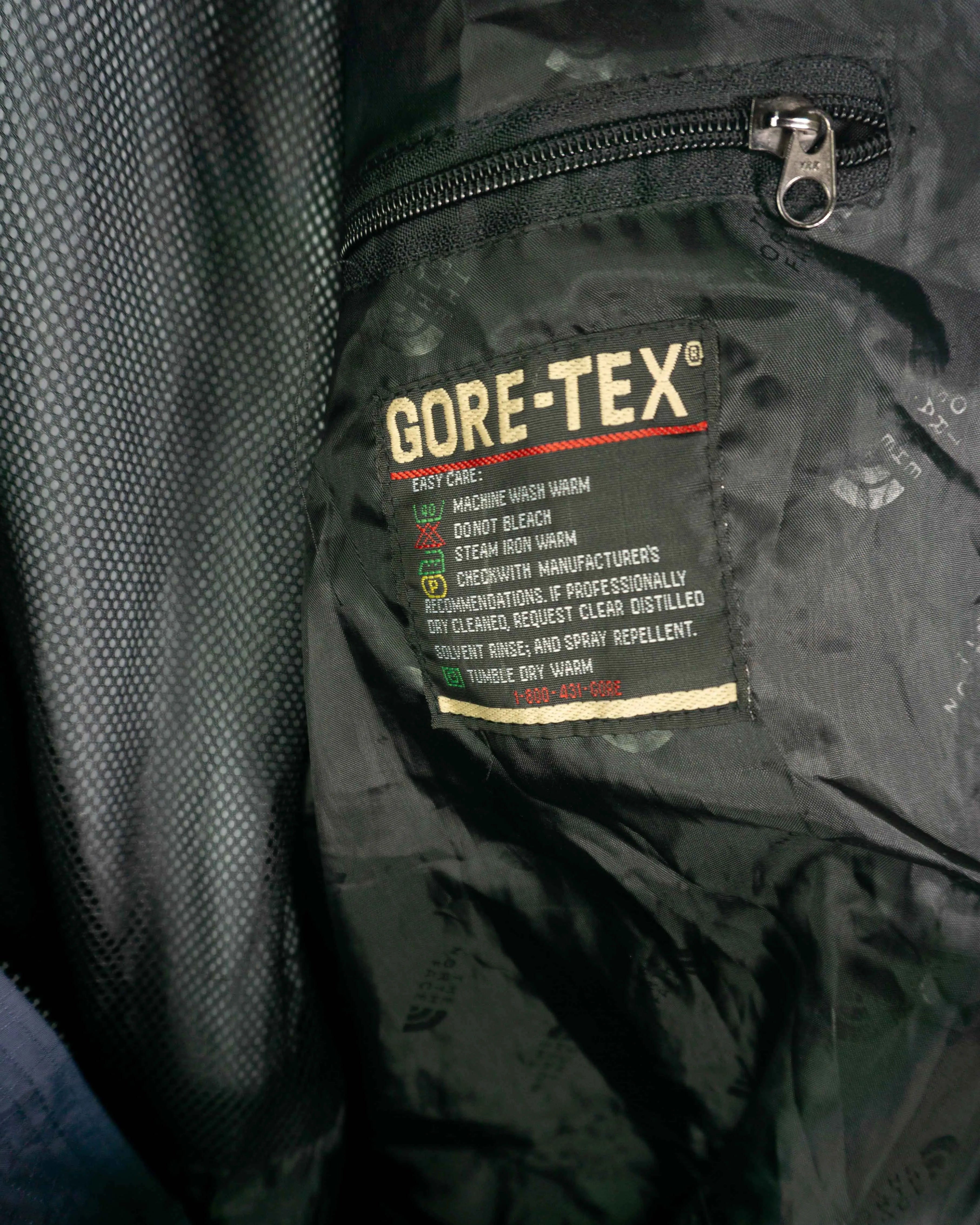 Chaqueta The North Face vintage 90s morado/negro M