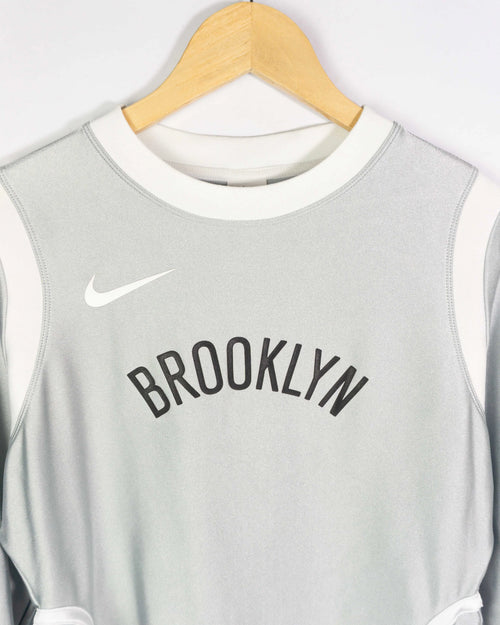 Camiseta deportiva Nike Brooklyn gris/blanco XS