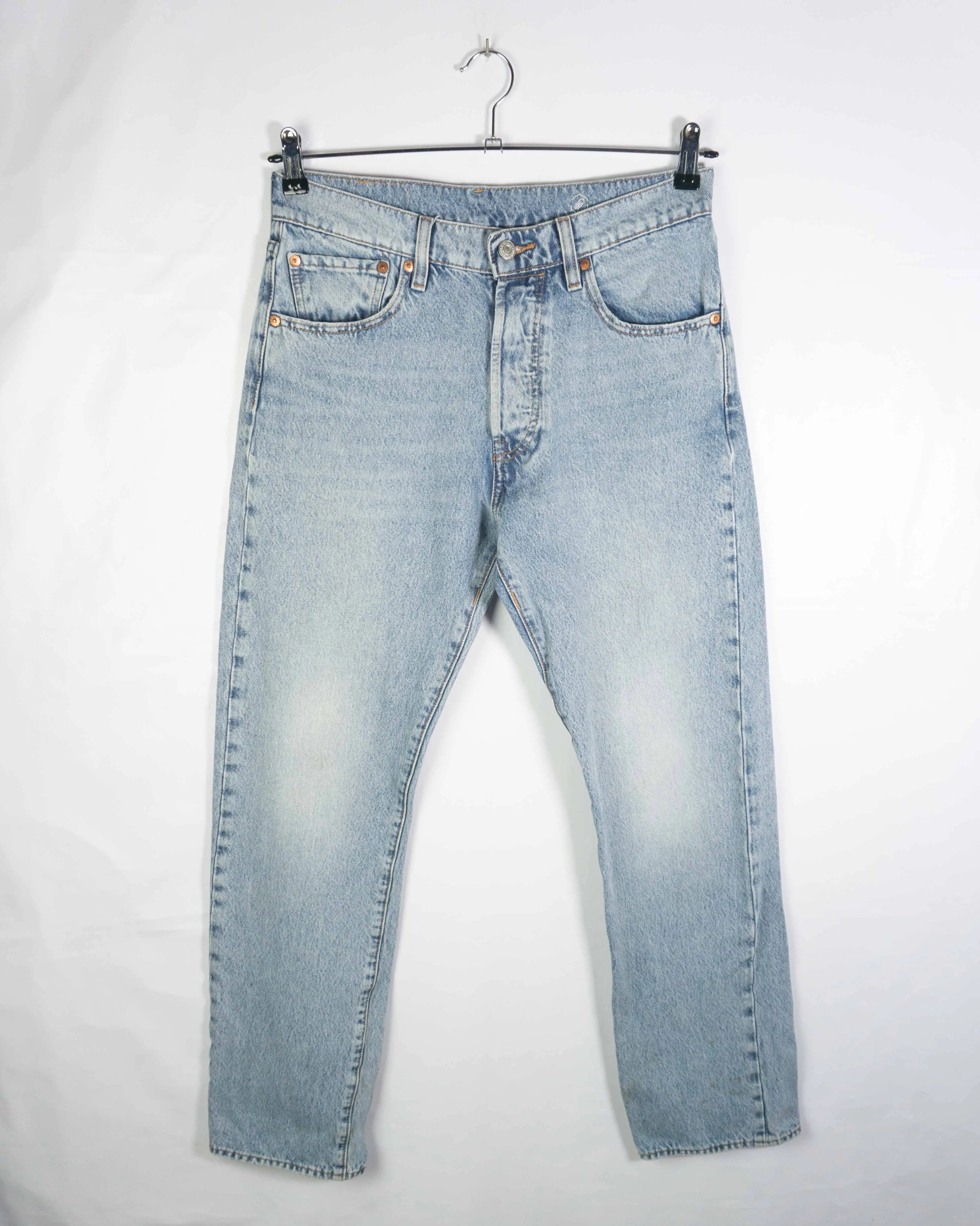 Pantalón vaquero Levis 501 azul claro W31