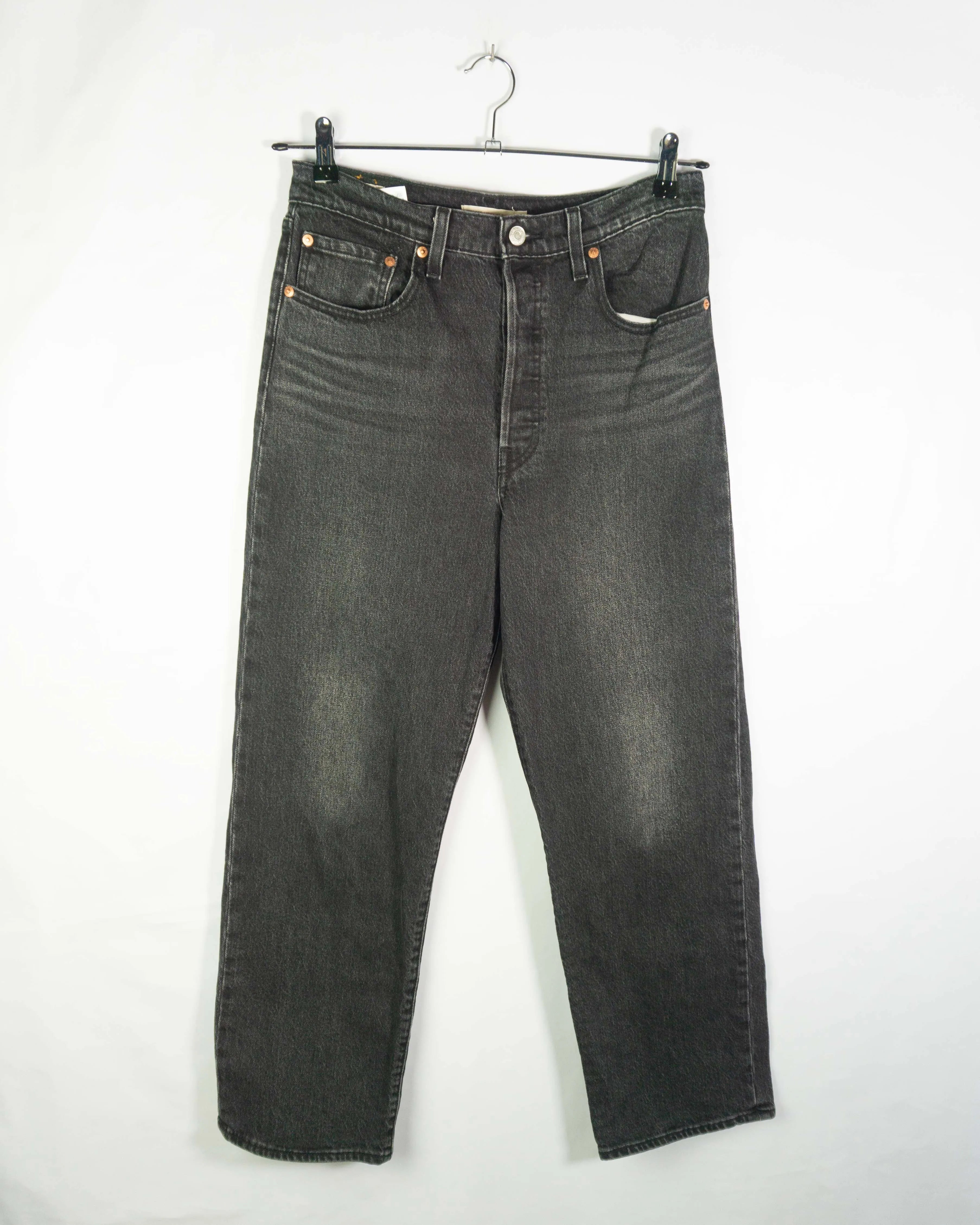 Pantalón vaquero Levis oscuro W30