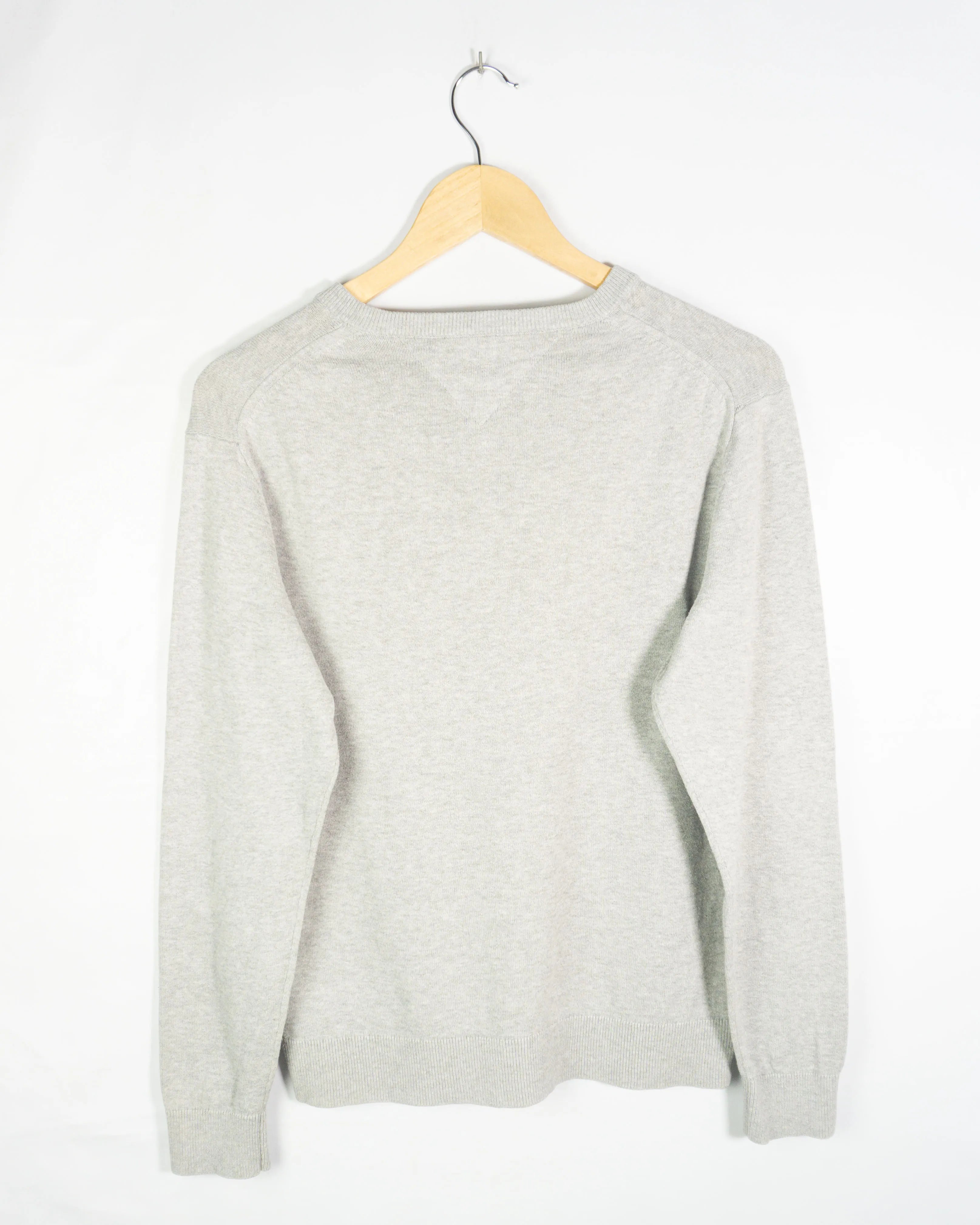 Jersey cuello pico Tommy Hilfiger gris M