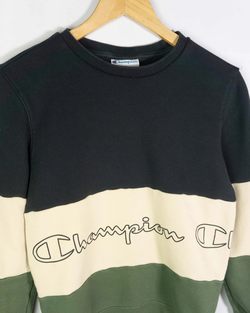 Sudadera Champion color block negra, crema y verde — Talla S