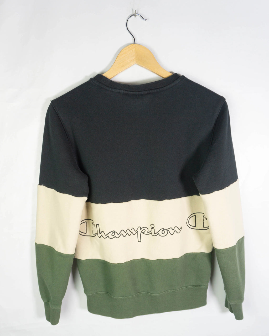 Sudadera Champion color block negra, crema y verde — Talla S