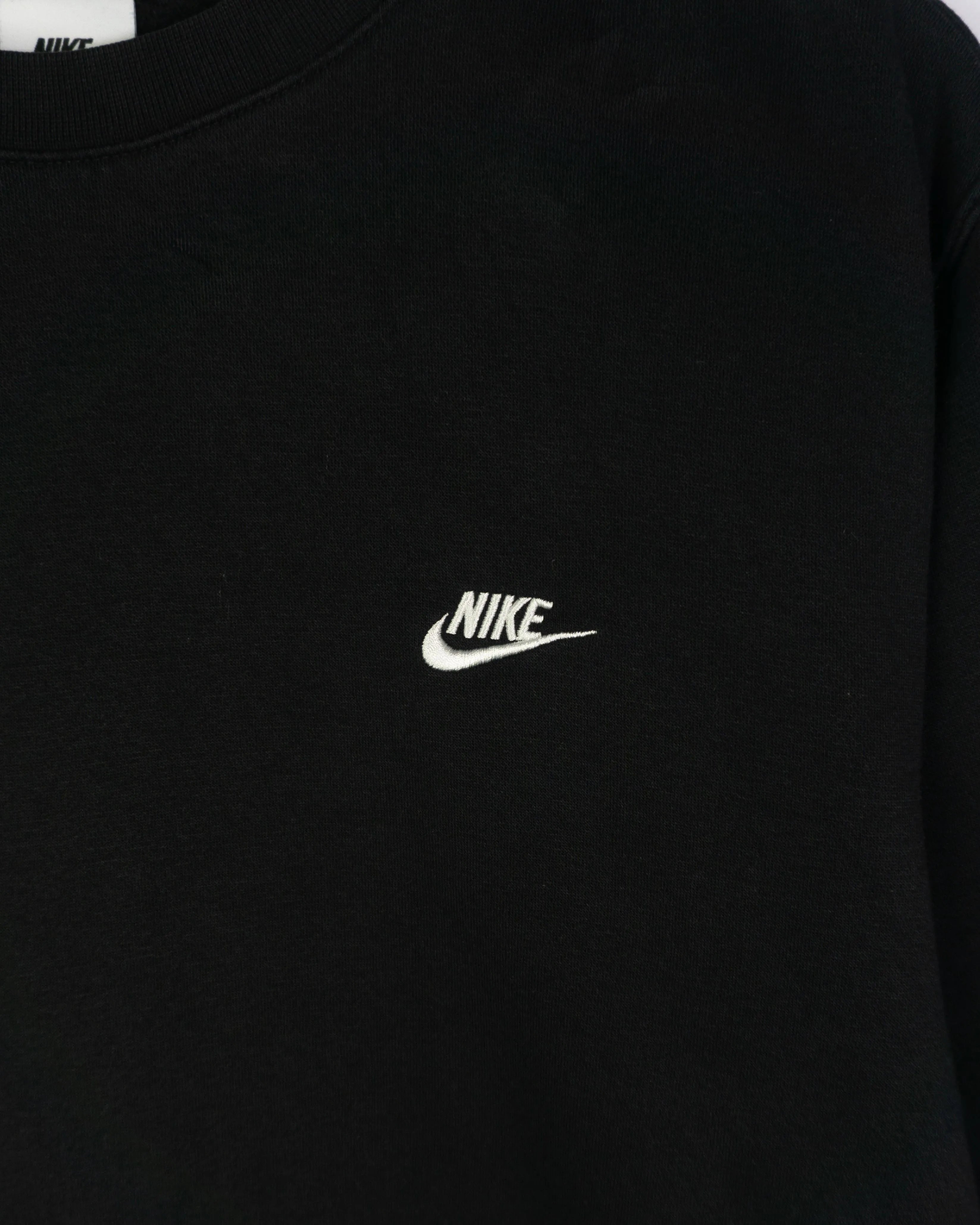 Sudadera Nike Logo Bordado Negra — Talla M
