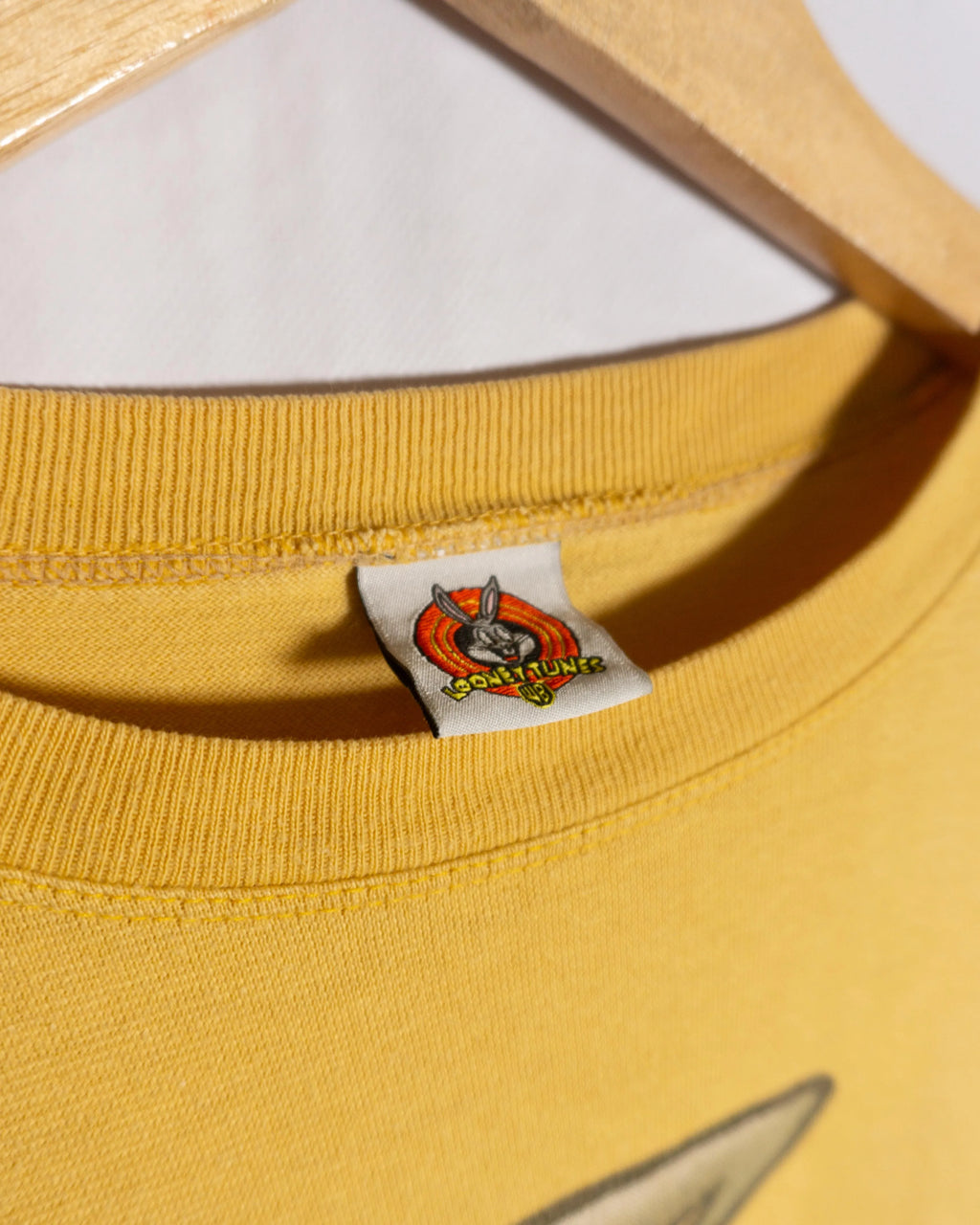 Camiseta Looney Tunes Bugs Bunny Vintage 1998 Amarilla — Talla M