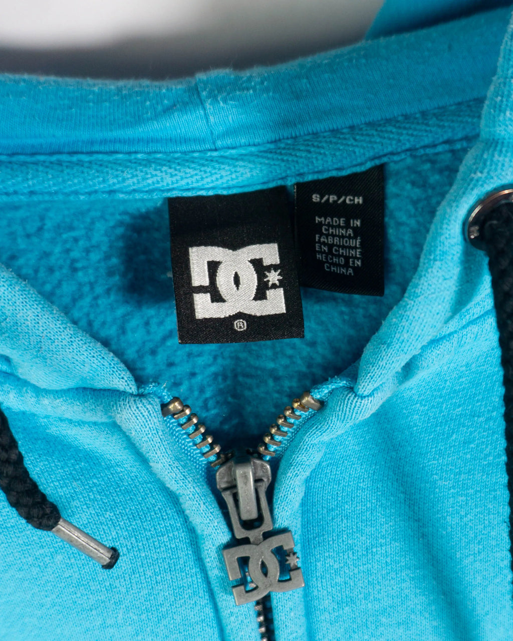 Sudadera DC Shoes Vintage 2000s Azul Logo Grande — Talla S