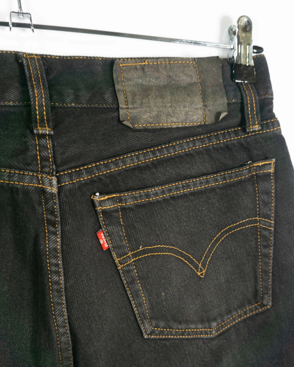 Short Levi's Denim Negro Vintage 90s Costura Naranja — S