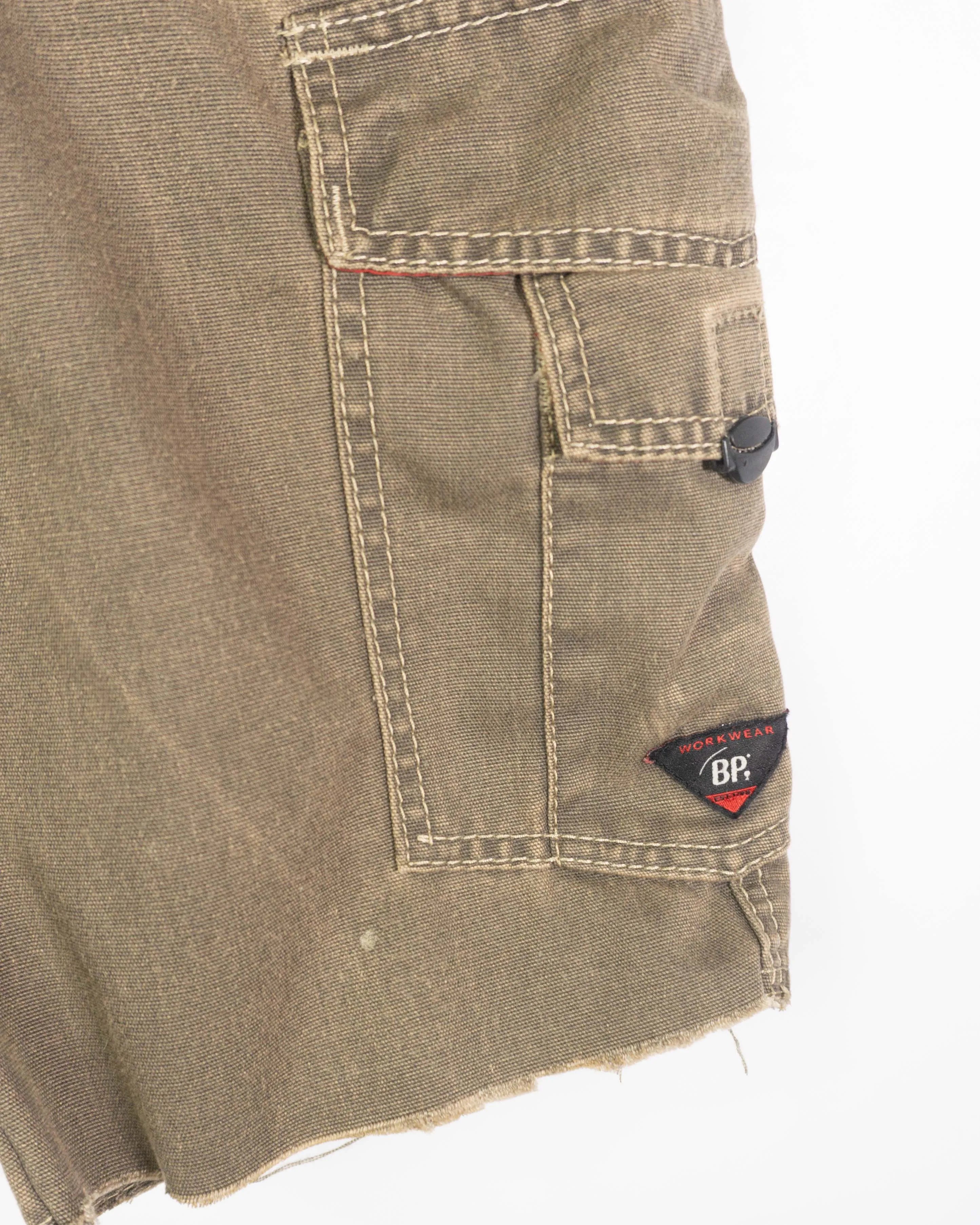 Bermuda Cargo BP Workwear Caqui Vintage 00s — Talla S