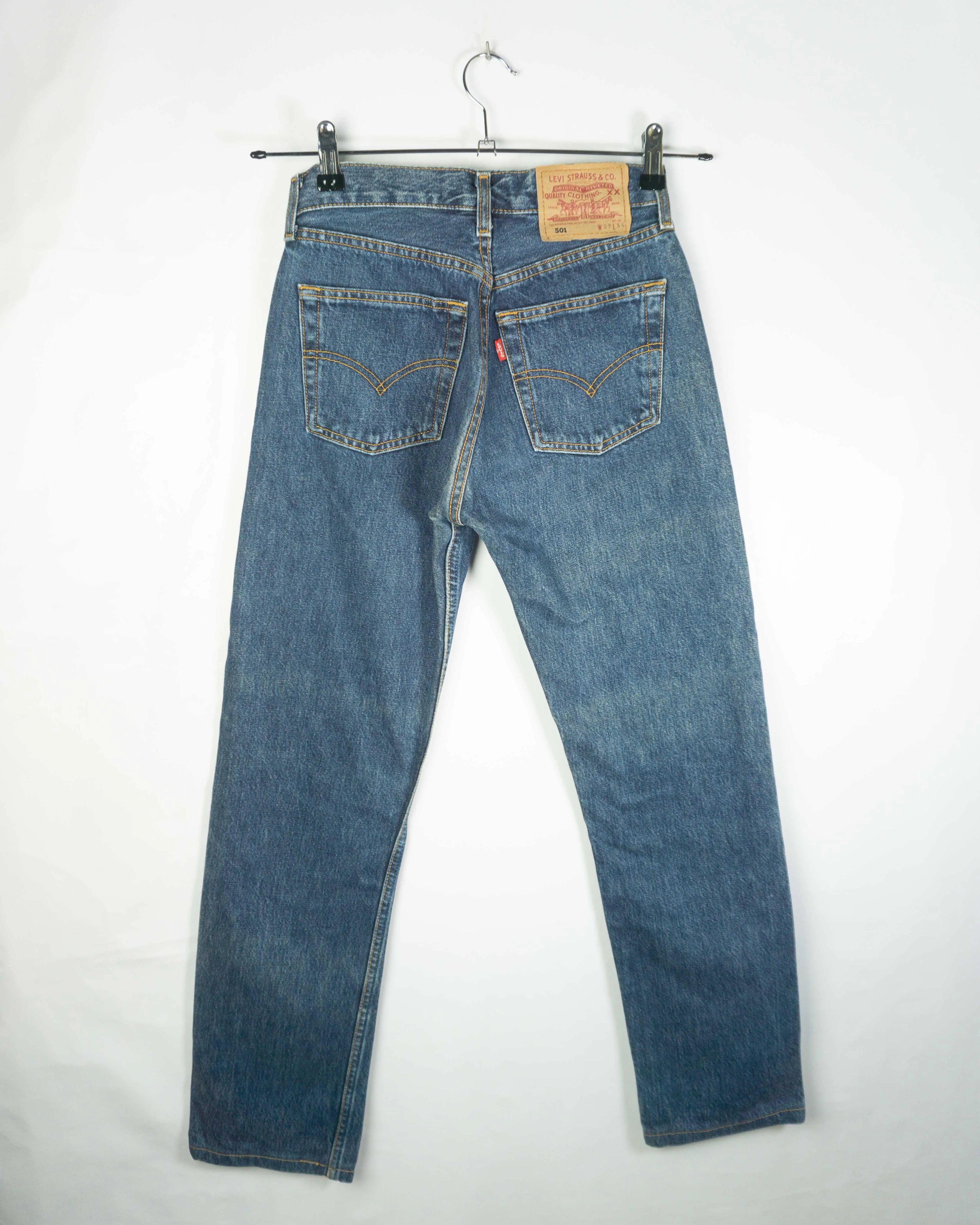 Vaqueros Levi's 501 Azul Medio Vintage 00s — Talla W27