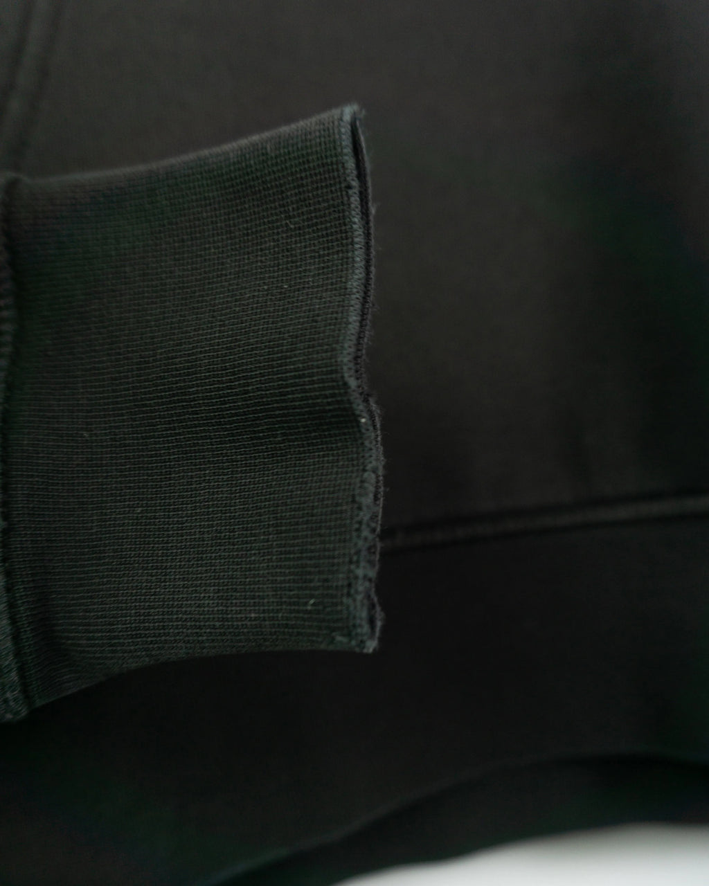 Sudadera Tommy Hilfiger Logo Bordado Negra — Talla S