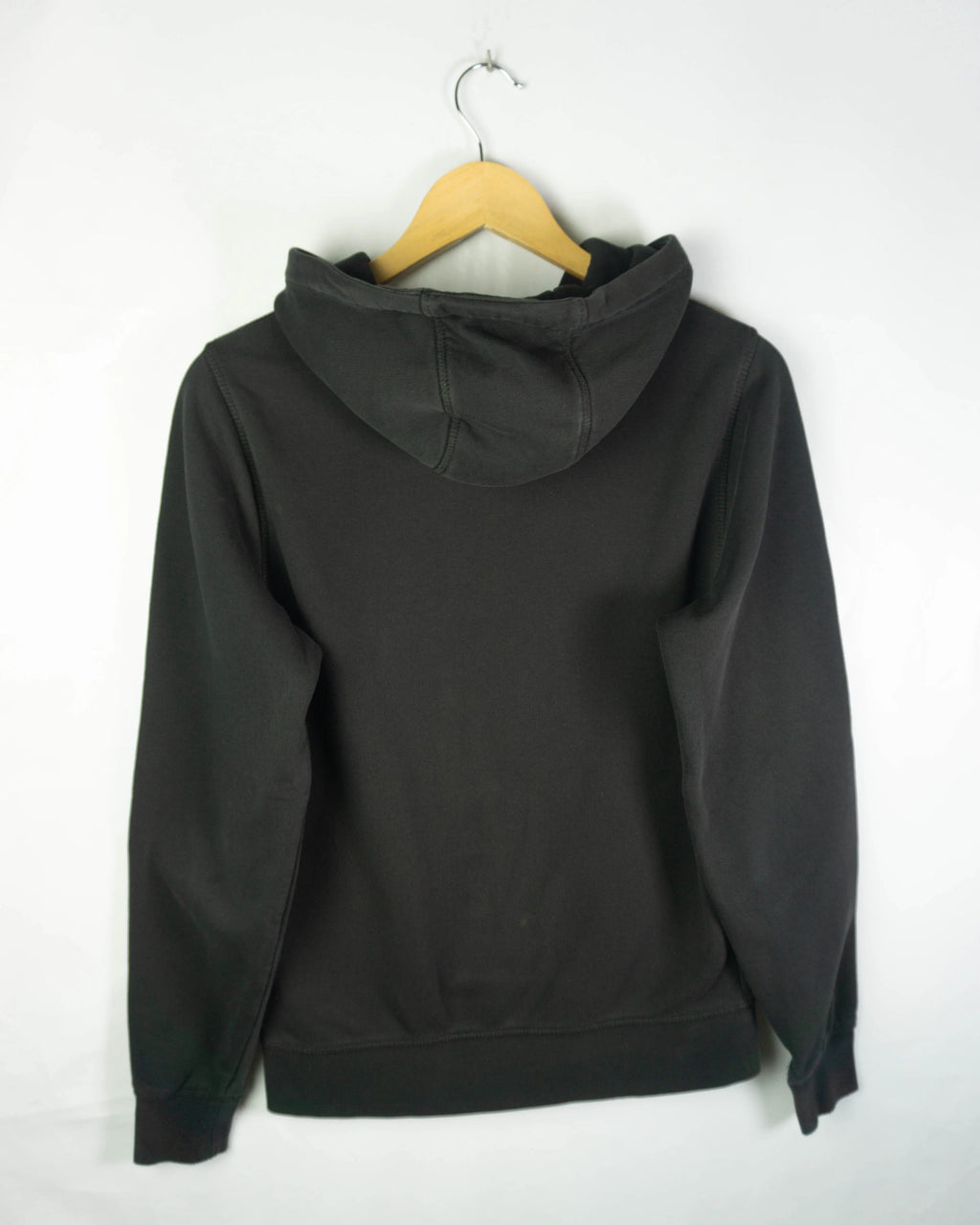 Sudadera Tommy Hilfiger Logo Bordado Negra — Talla S