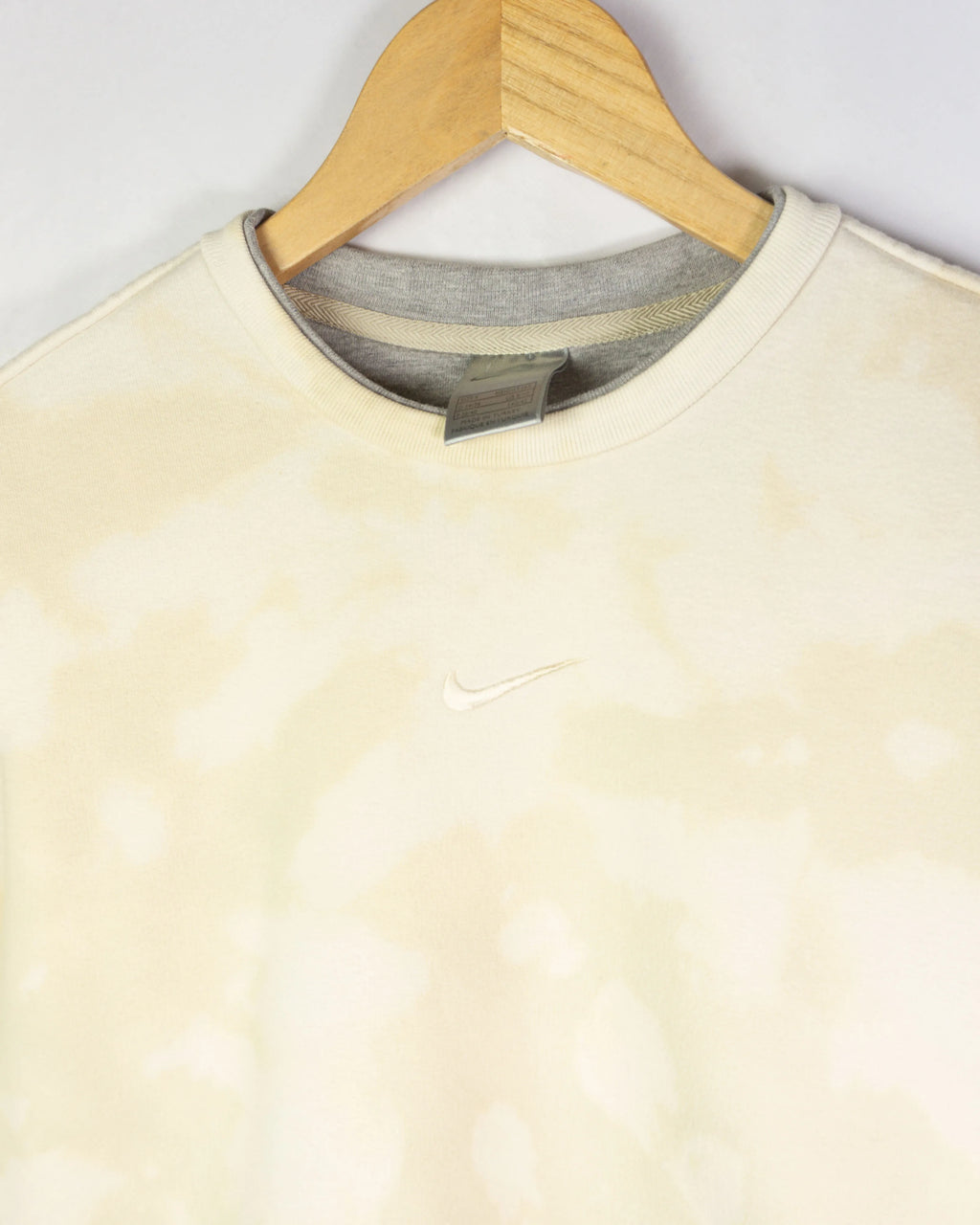 Sudadera Nike Swoosh Tie-Dye Crema Mujer — Talla S