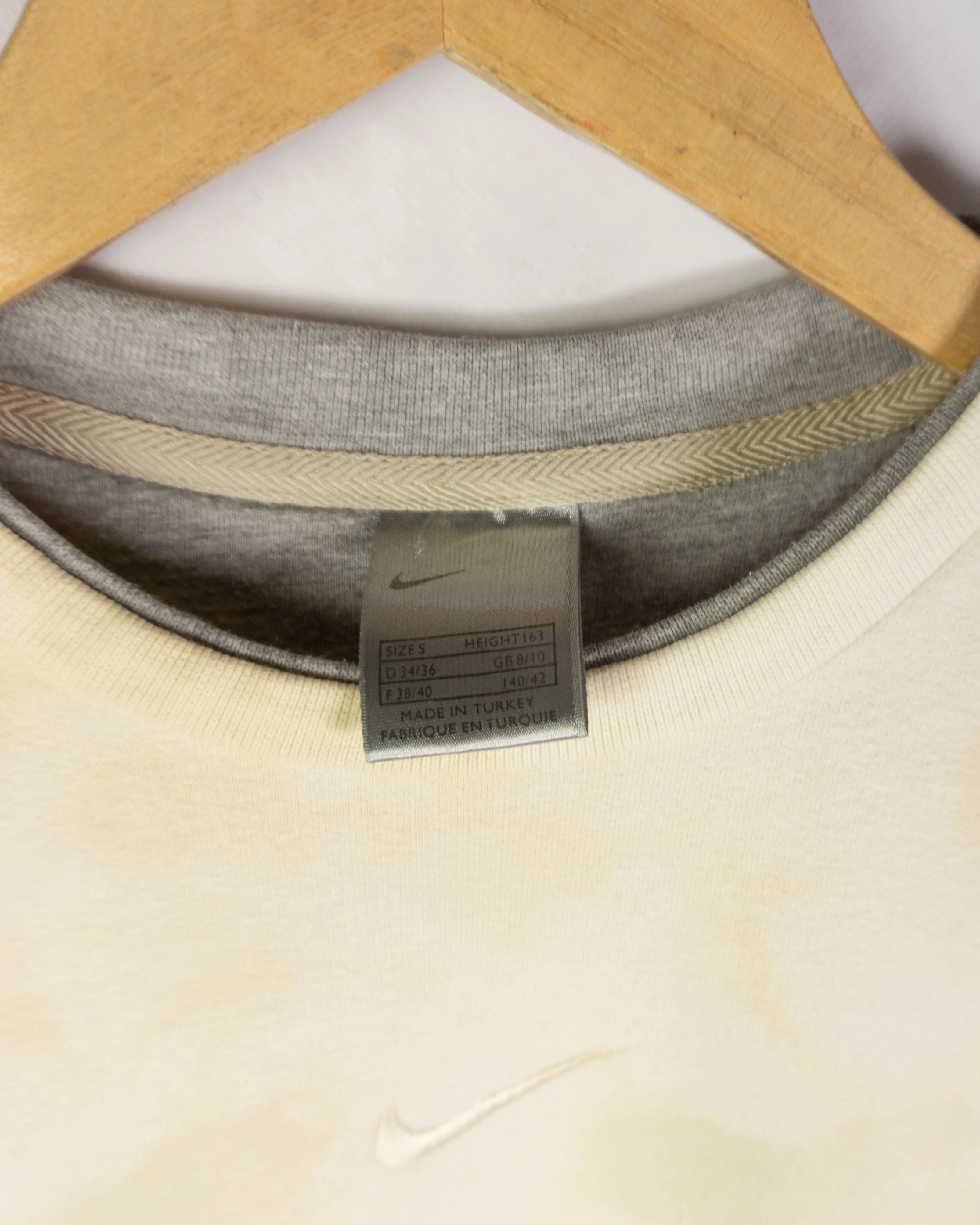 Sudadera Nike Swoosh Tie-Dye Crema Mujer — Talla S