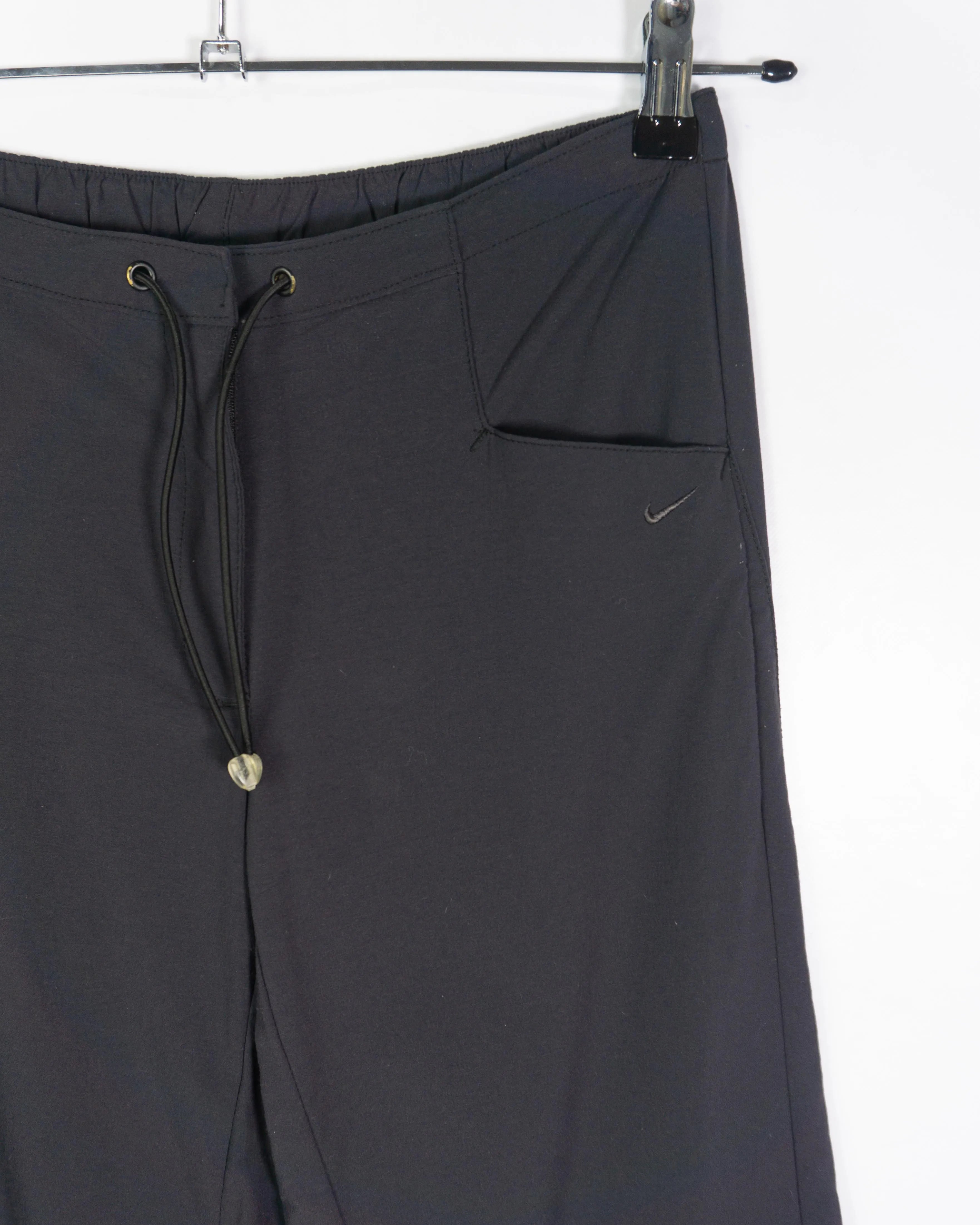 Pantalón Nike Dri-Fit Negro Vintage 00s Mujer — Talla S