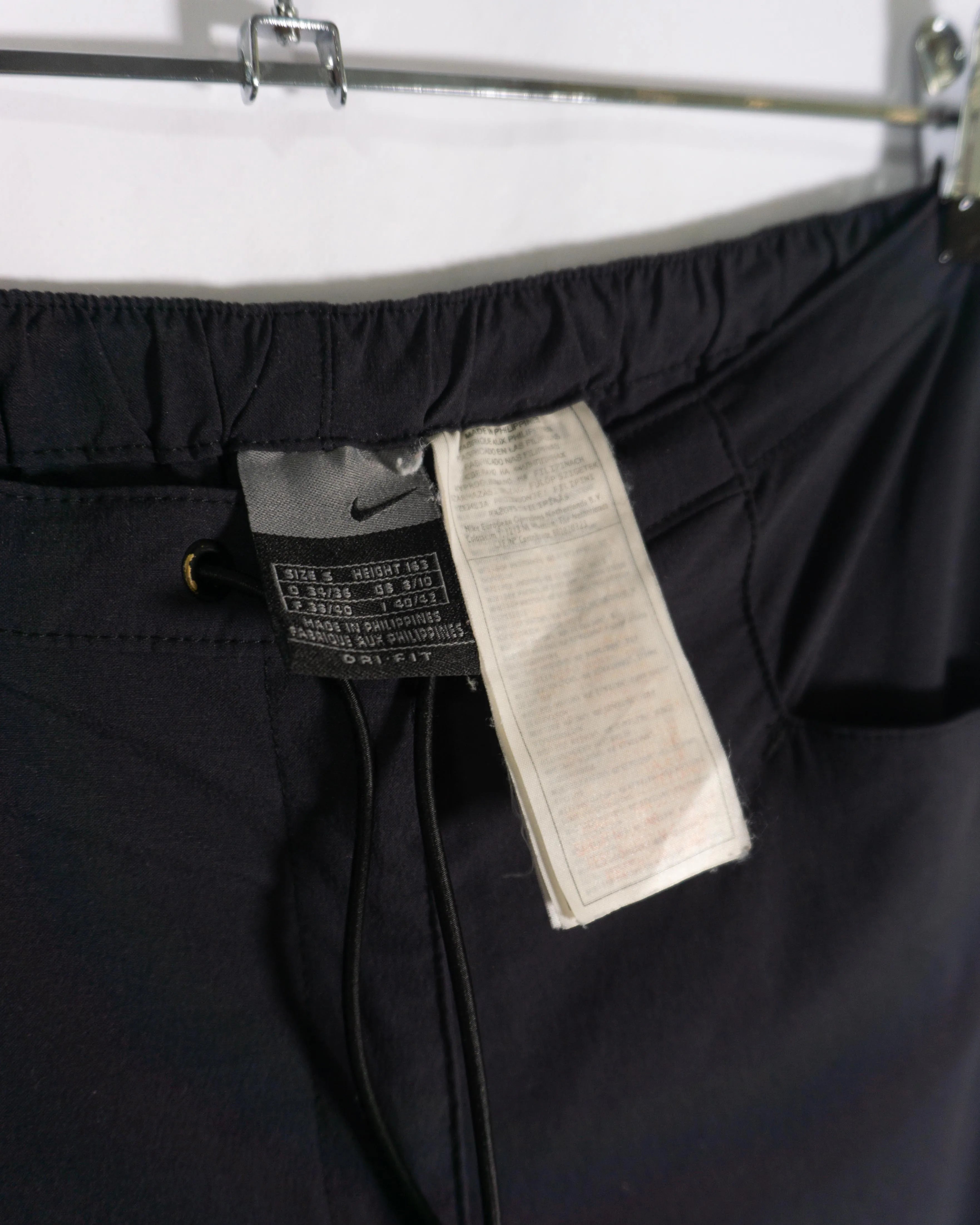 Pantalón Nike Dri-Fit Negro Vintage 00s Mujer — Talla S