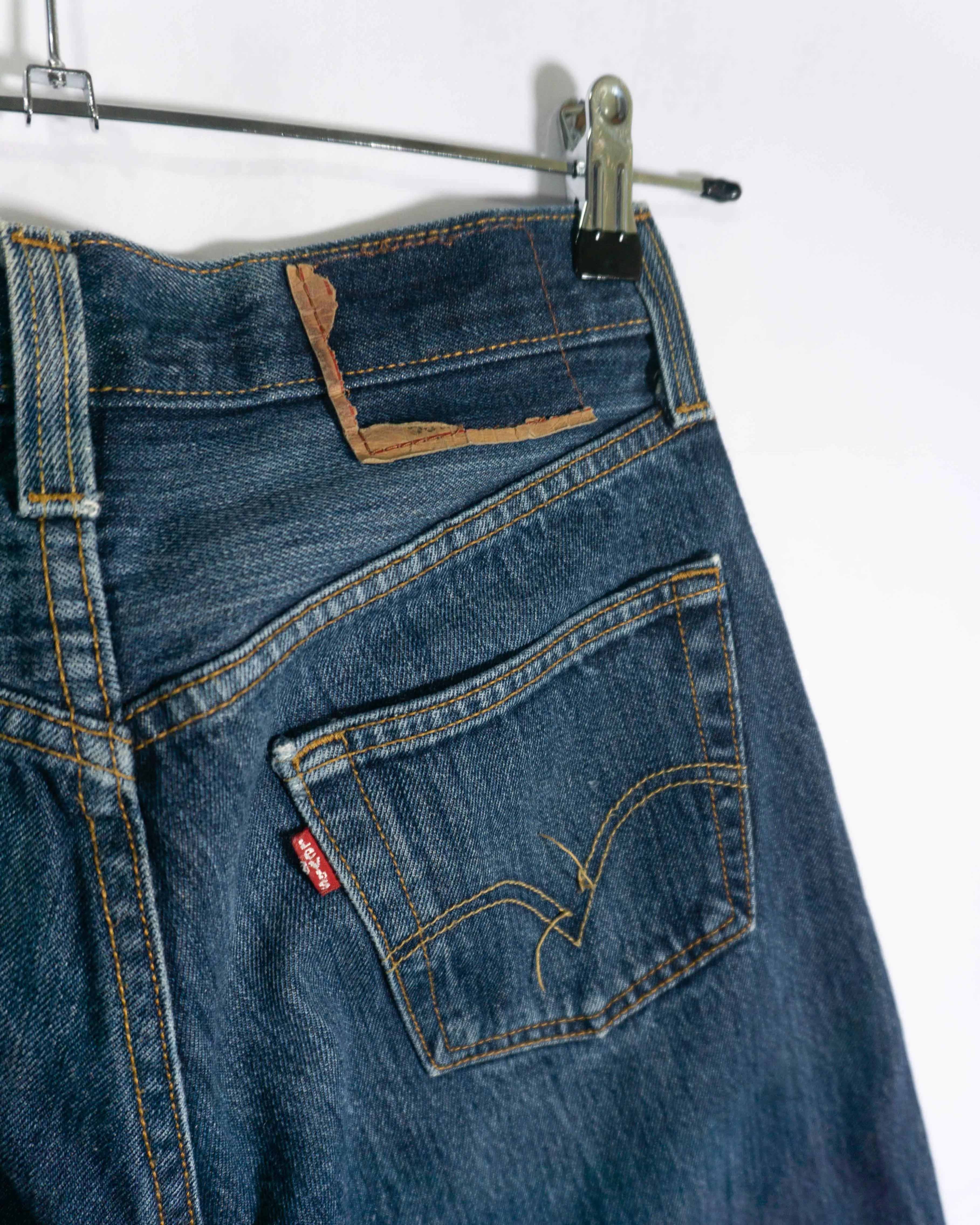 Vaqueros Levis 501 Azul Medio Vintage 90s — Talla W29
