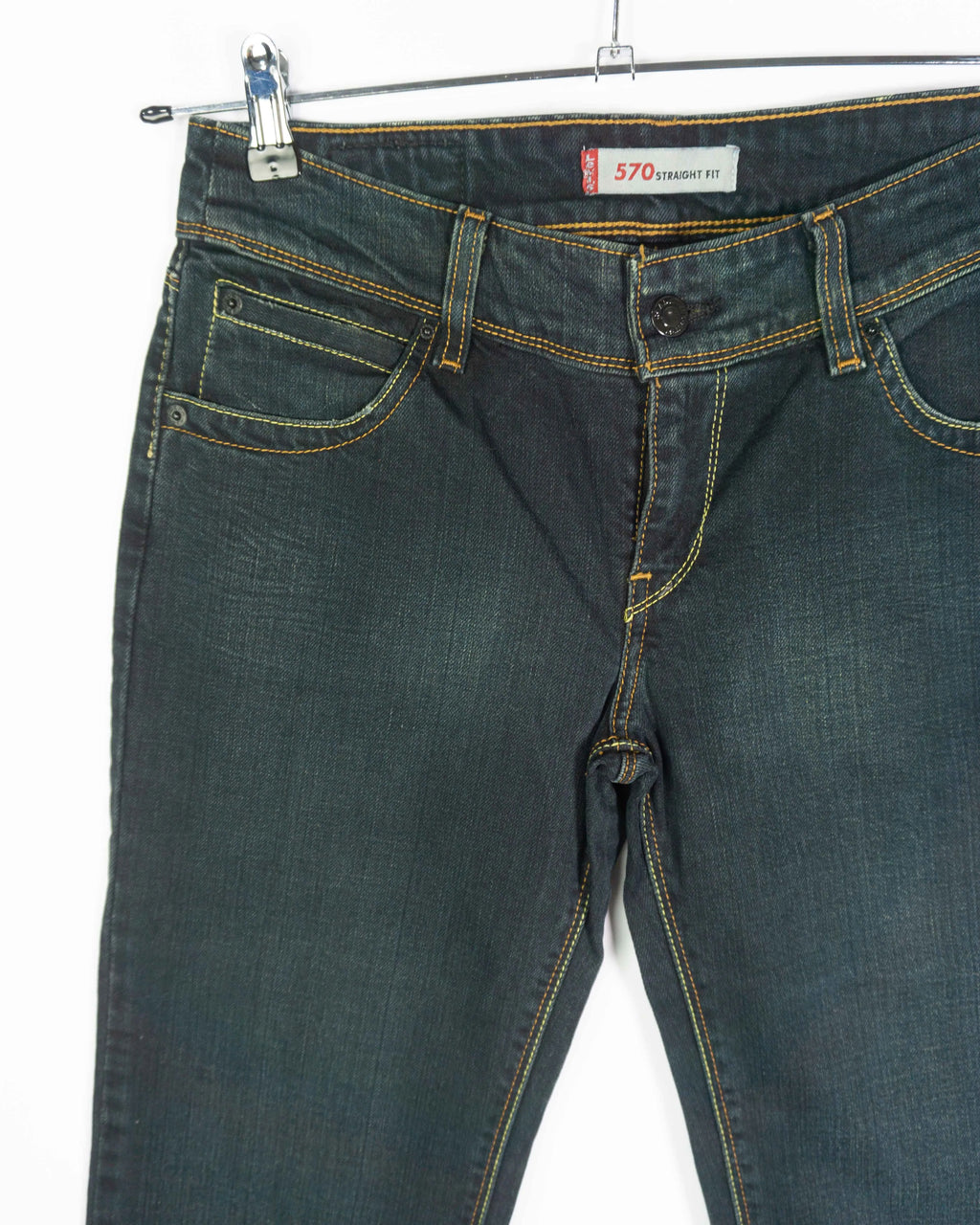 Vaqueros Levis 570 Straight Fit Azul Oscuro mujer — Talla W31