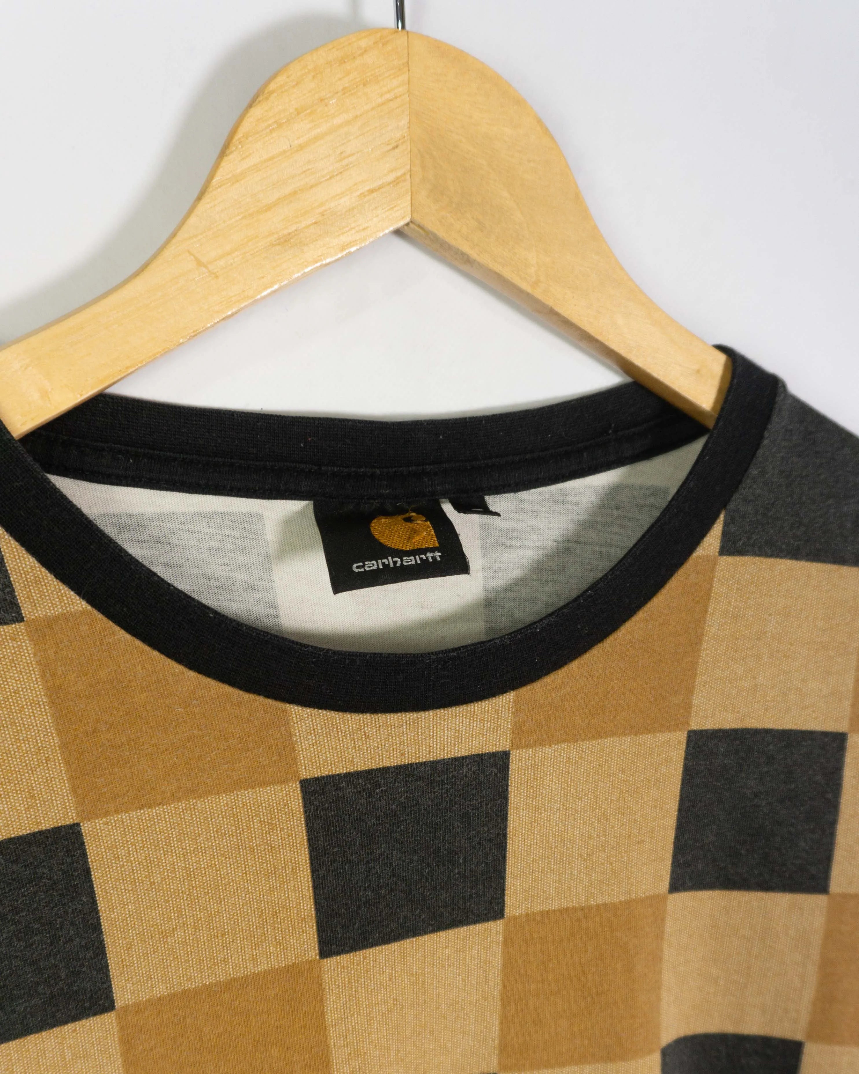 Camiseta Carhartt Cuadros Damero Beige y Negro — Talla S