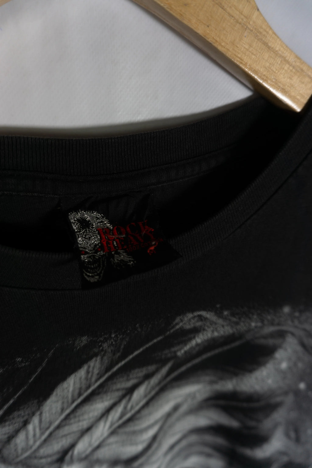Camiseta Rock Heavy Indio Nativo y Lobos Negra — Talla M