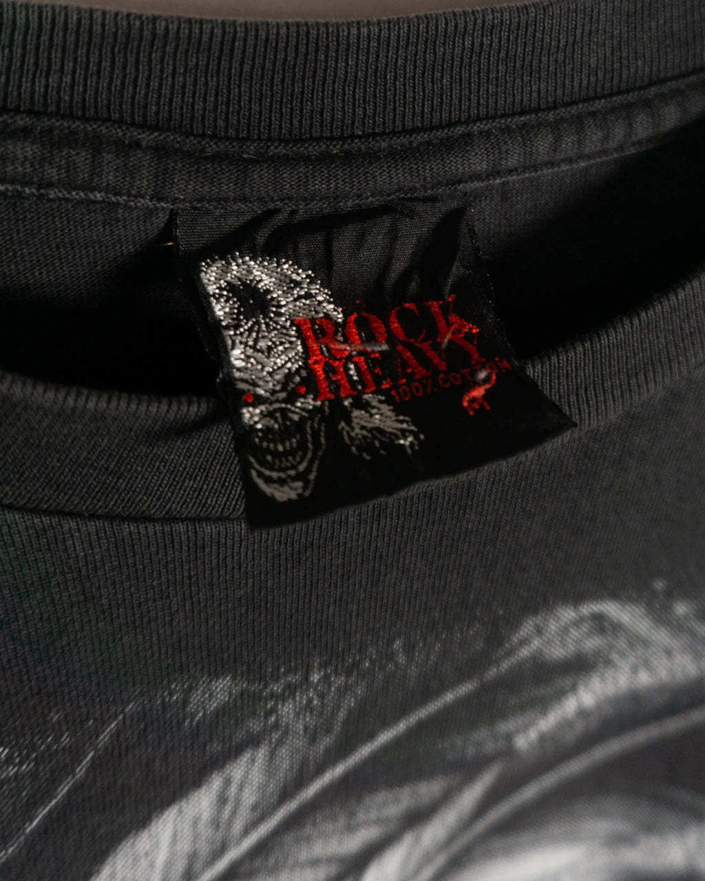 Camiseta Rock Heavy Indio Nativo y Lobos Negra — Talla M