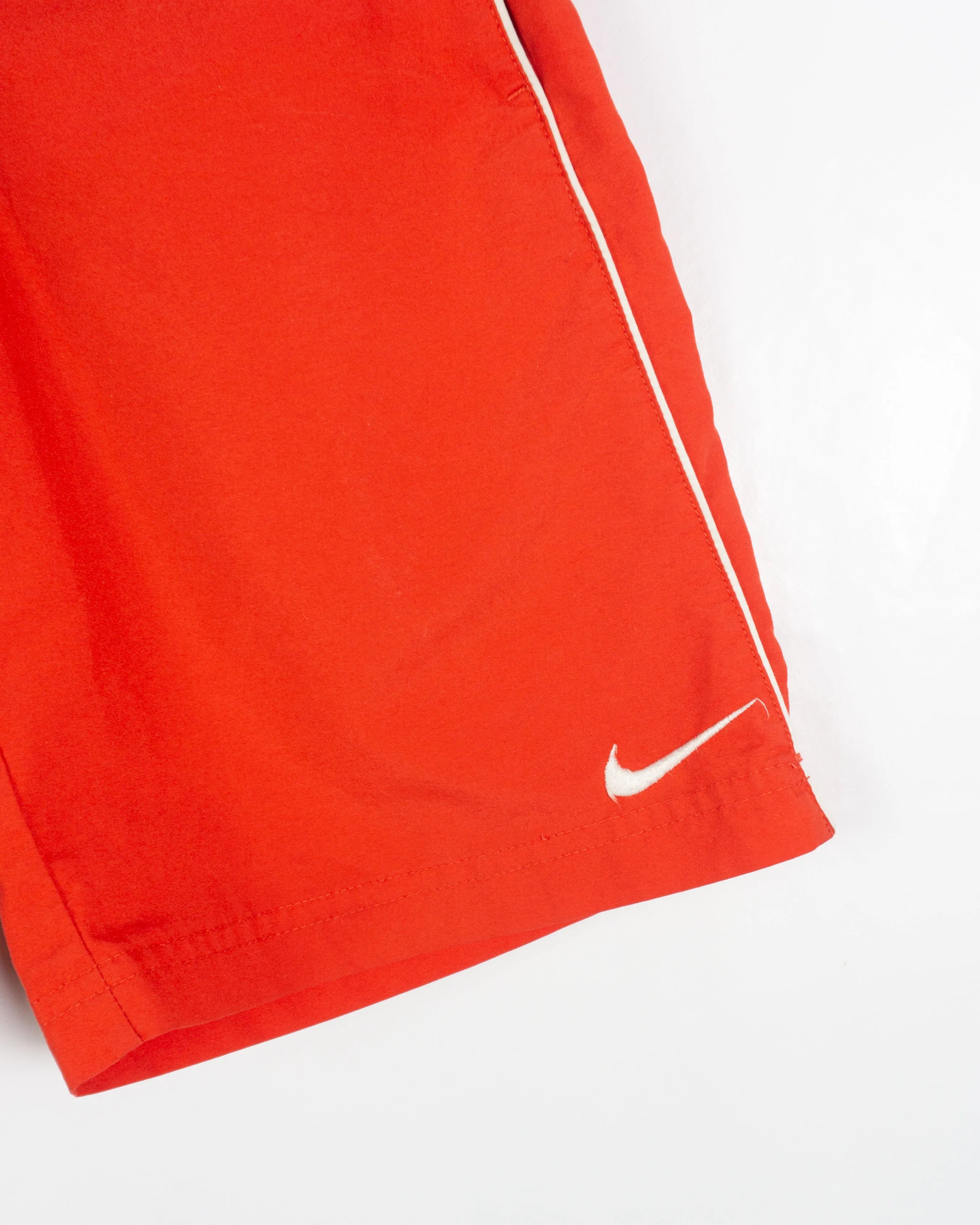 Pantalón Corto Nike Rojo — Talla XS