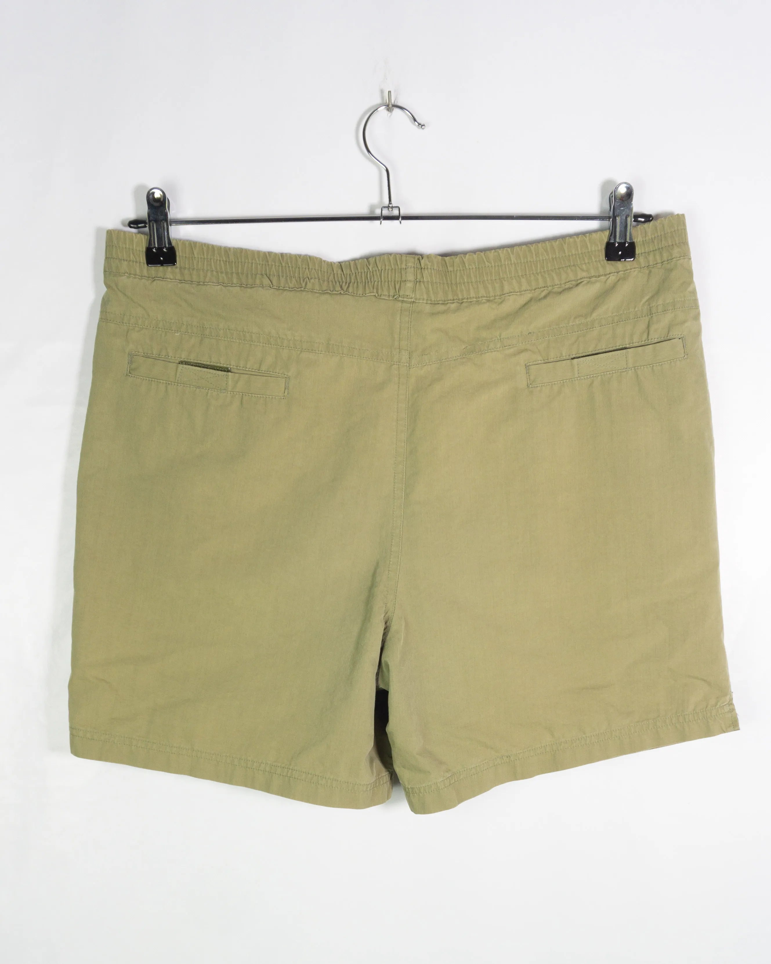 Pantalón Corto Nike Caqui Vintage 90s — Talla M
