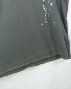 Camiseta Quiksilver Gráfica Gris Vintage 00s — Talla M