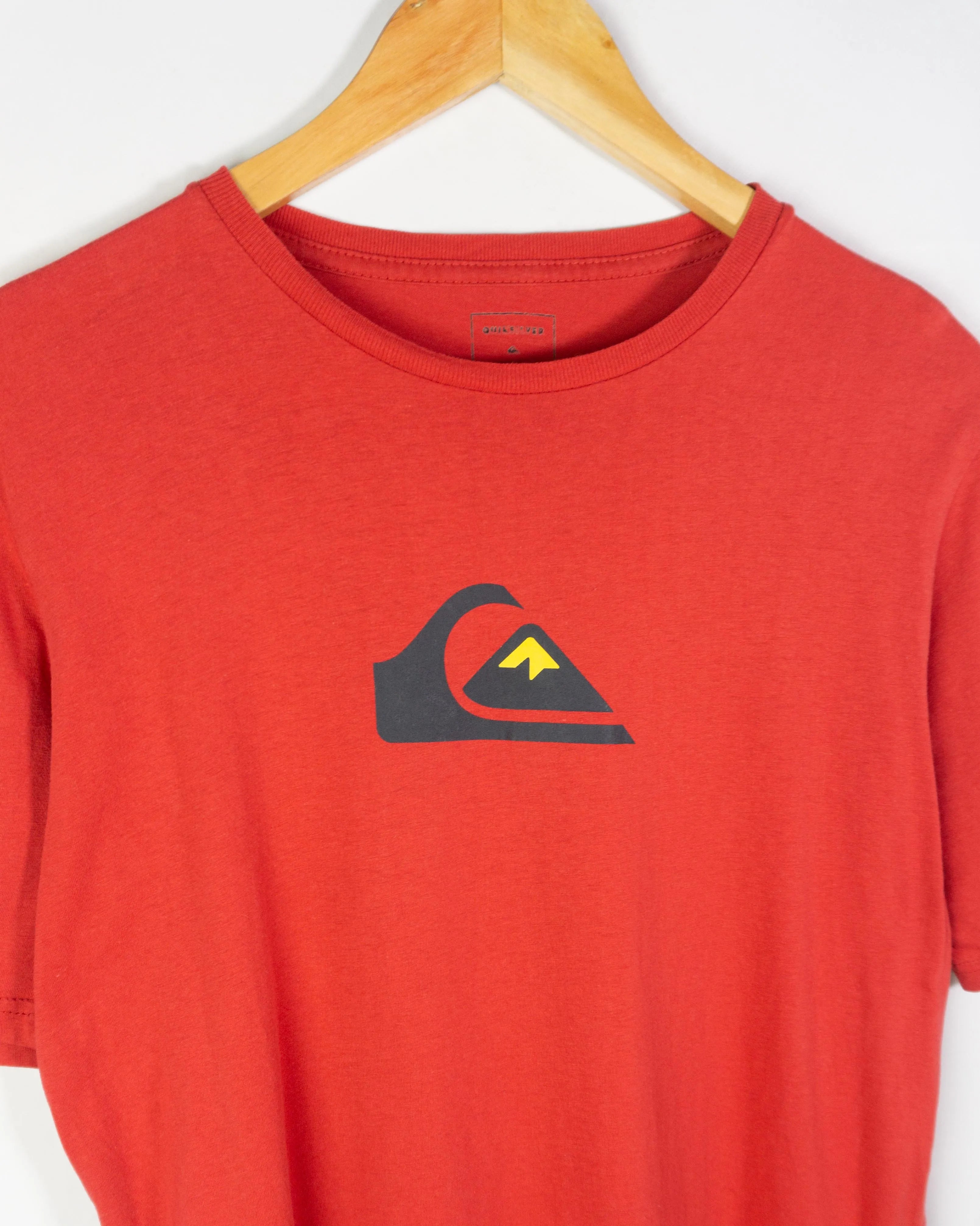 Camiseta Quiksilver Logo Roja — Talla S