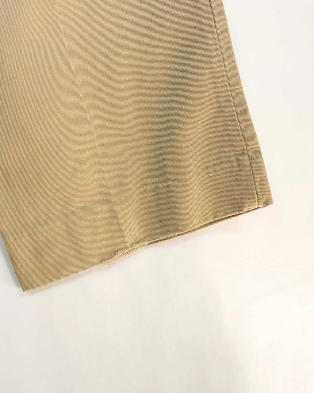 Pantalón Chino Levi's Beige Vintage 90s — Talla W27