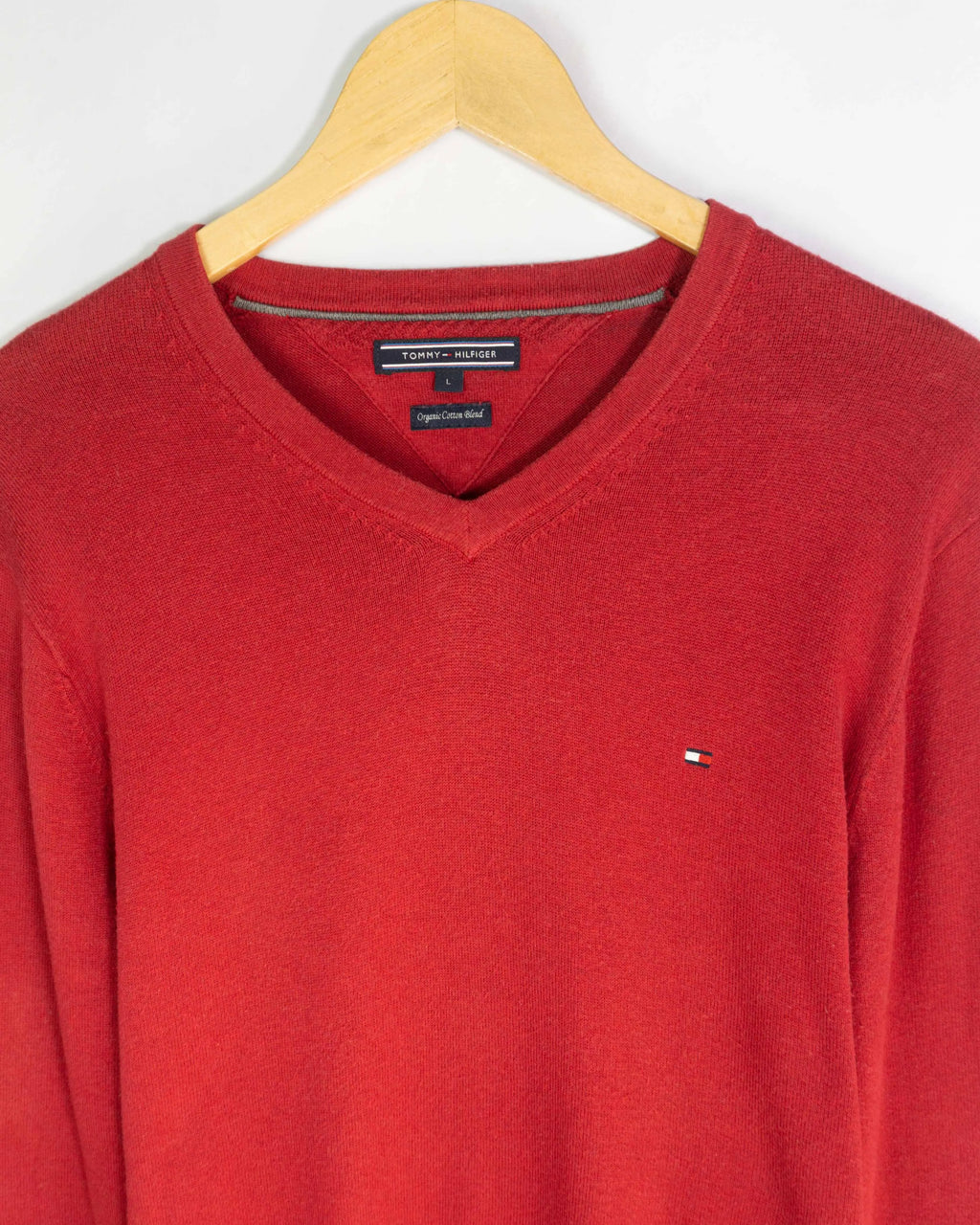 Jersey Tommy Hilfiger Cuello V Rojo — Talla L