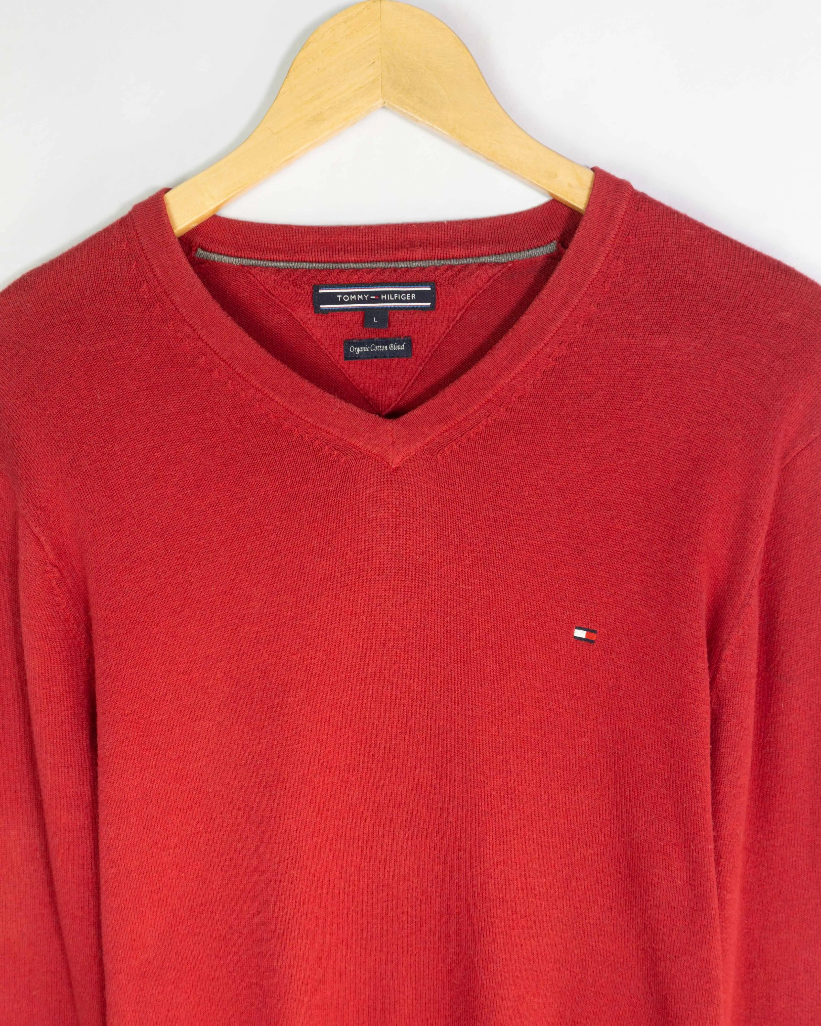 Jersey Tommy Hilfiger Cuello V Rojo — Talla L