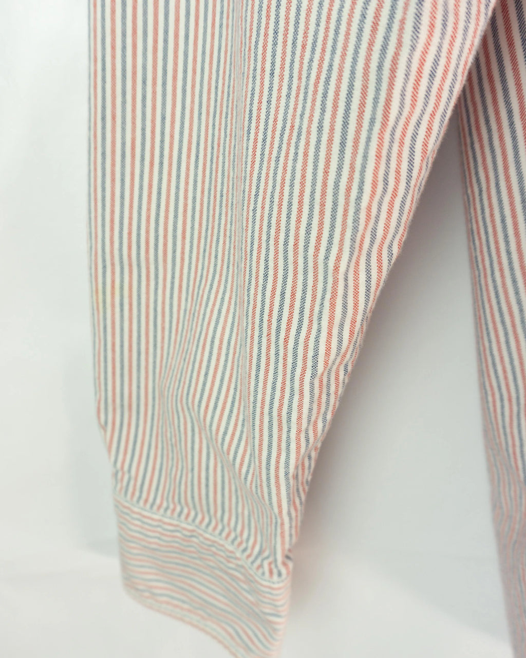 Camisa Tommy Hilfiger Rayas Rojo Azul — Talla M