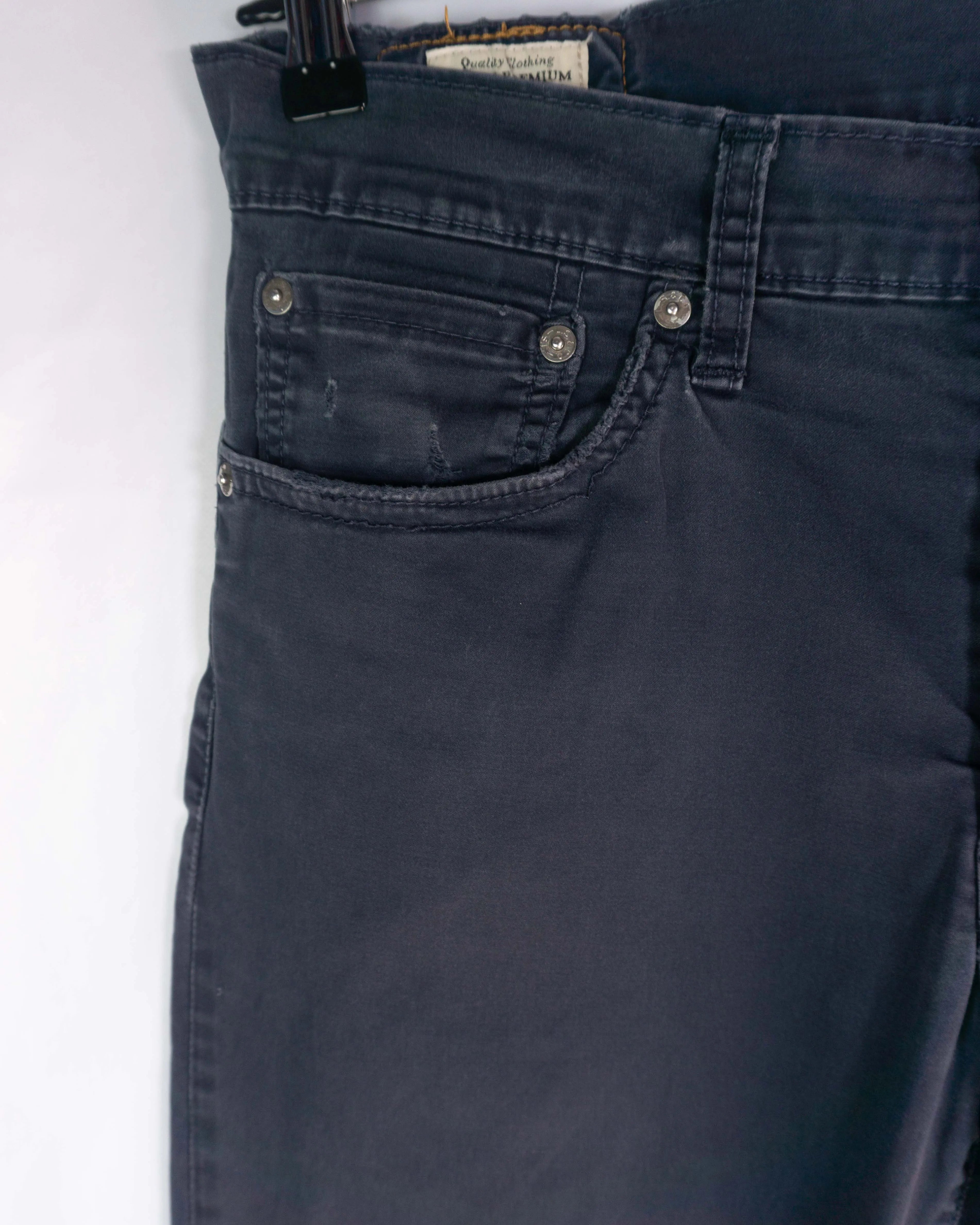 Vaqueros Levi's 511 Slim Azul Marino — Talla W32