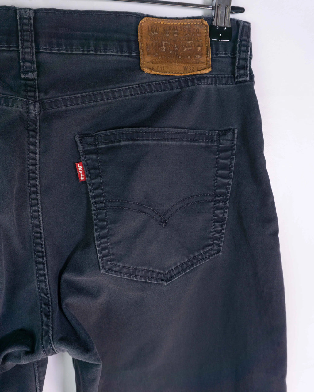 Vaqueros Levi's 511 Slim Azul Marino — Talla W32