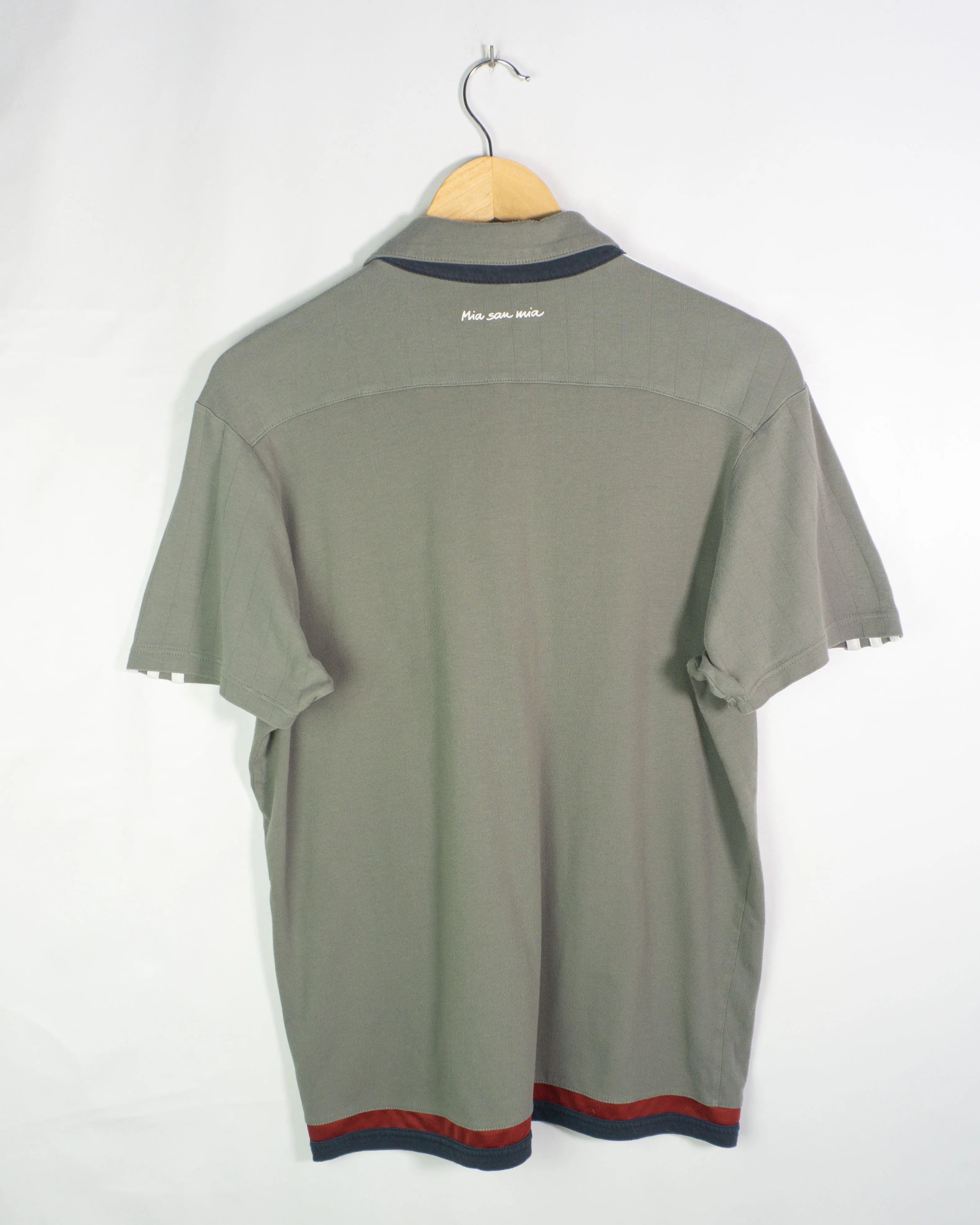 Polo Adidas FC Bayern München Entreno — Talla M
