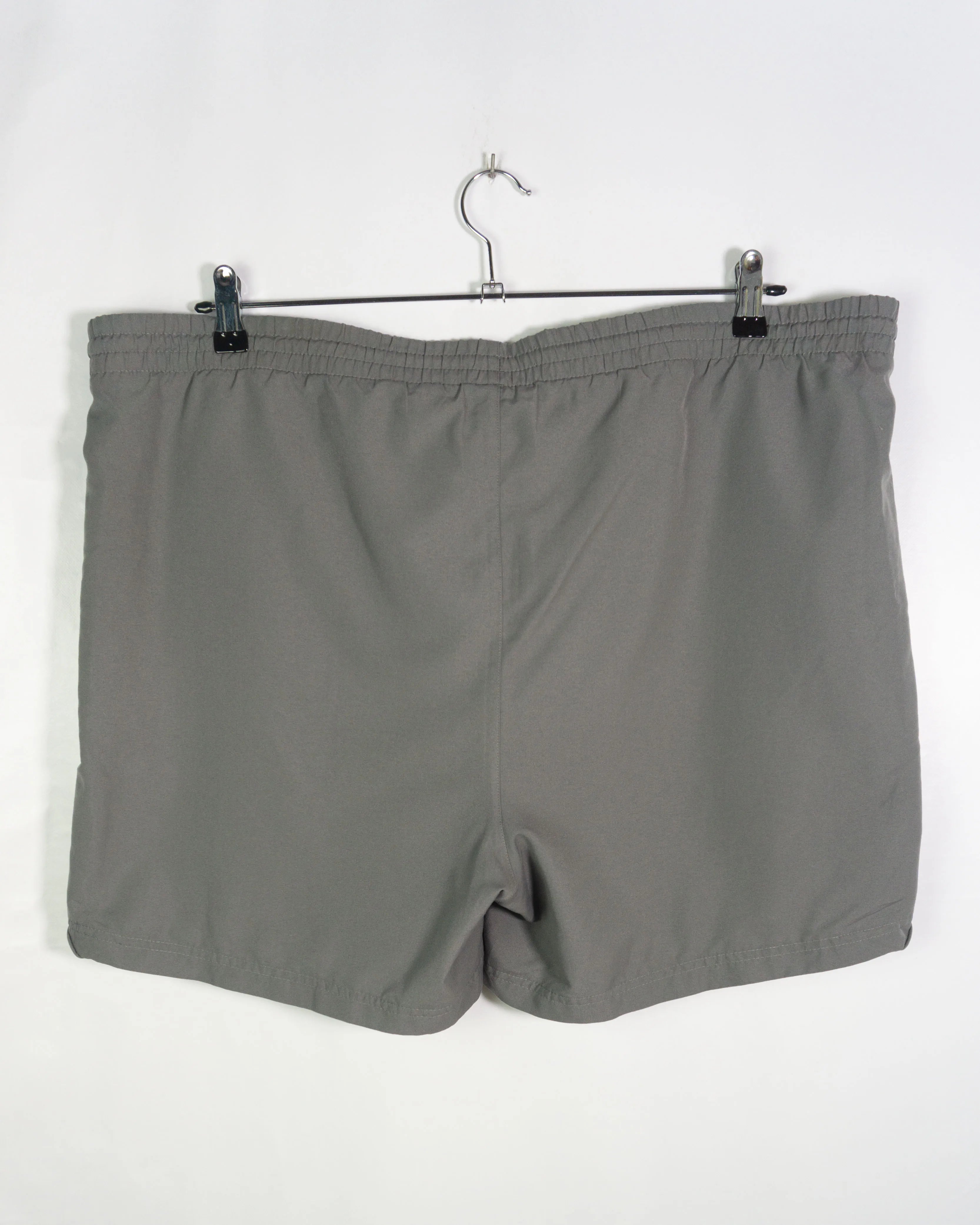 Pantalón Corto Adidas Deportivo Gris Vintage 00s — Talla XL