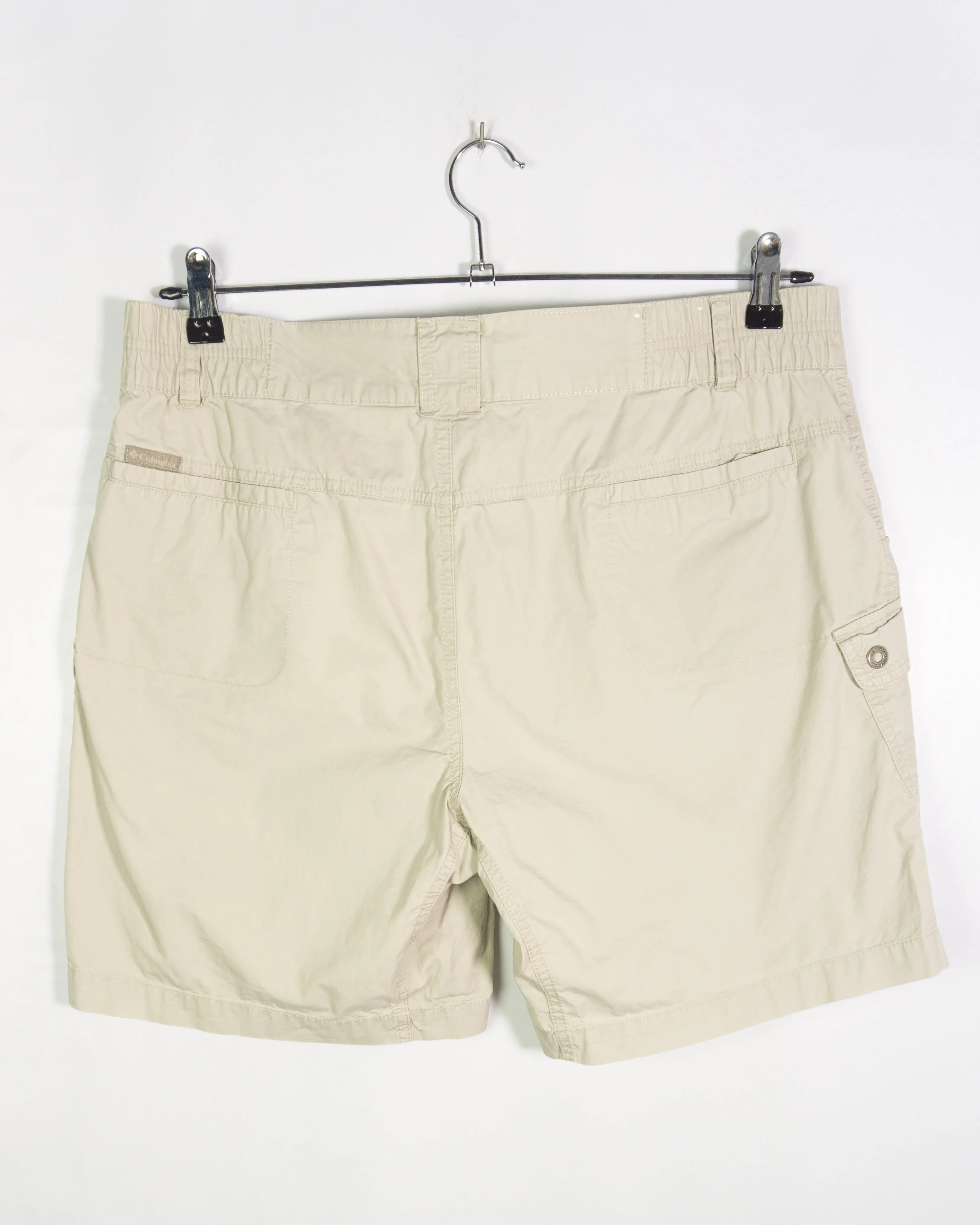 Pantalón Corto Columbia Beige Vintage 00s — Talla L