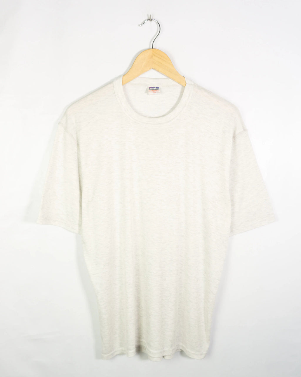 Camiseta Patagonia Capilene Crema Vintage 90s — Talla XL