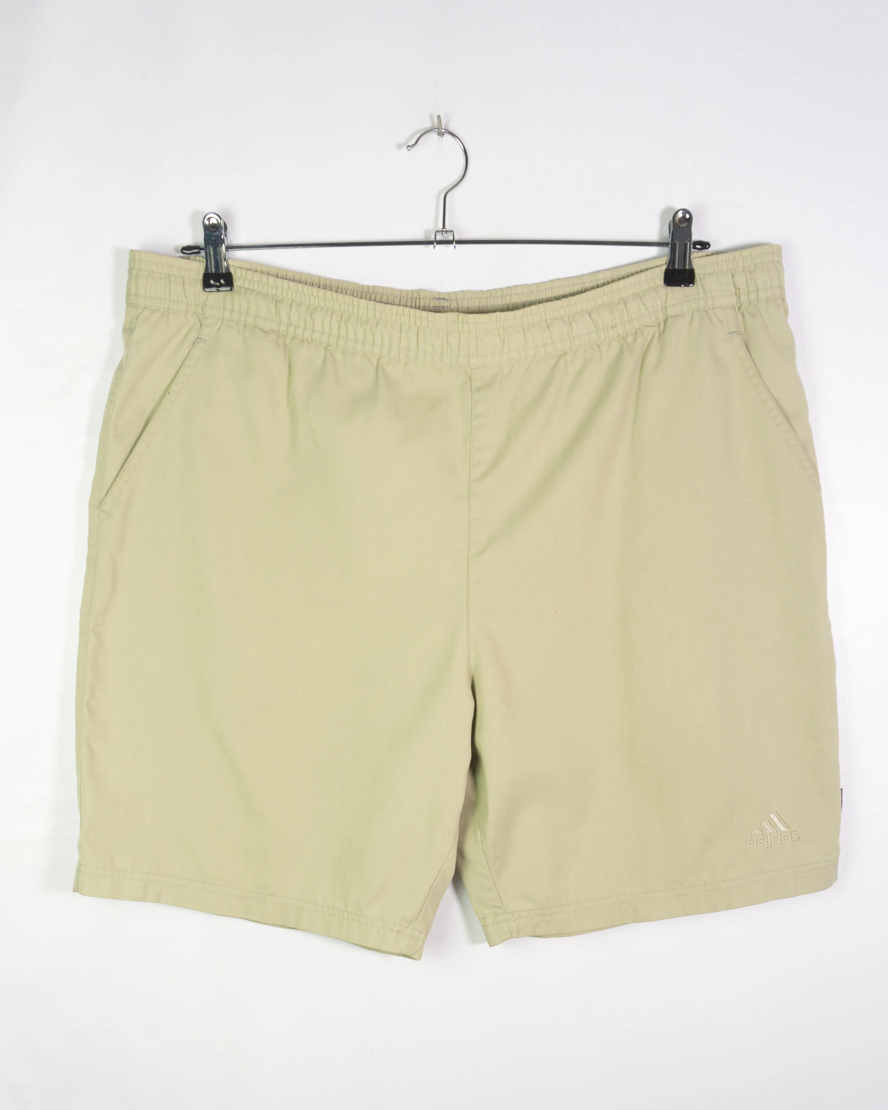 Pantalón Corto Adidas Deporte Caqui vintage 00s — Talla XL